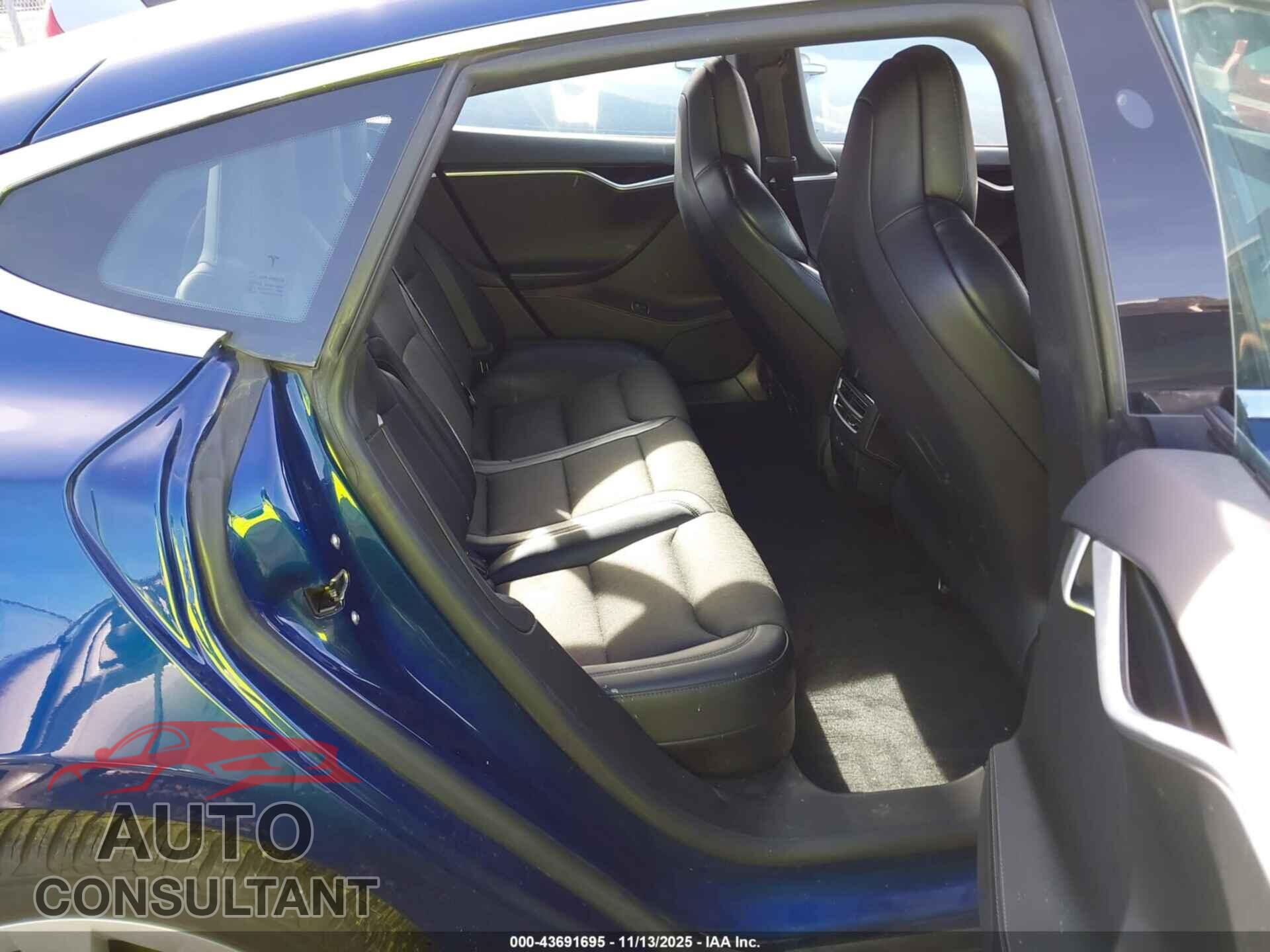 TESLA MODEL S 2018 - 5YJSA1E23JF243133