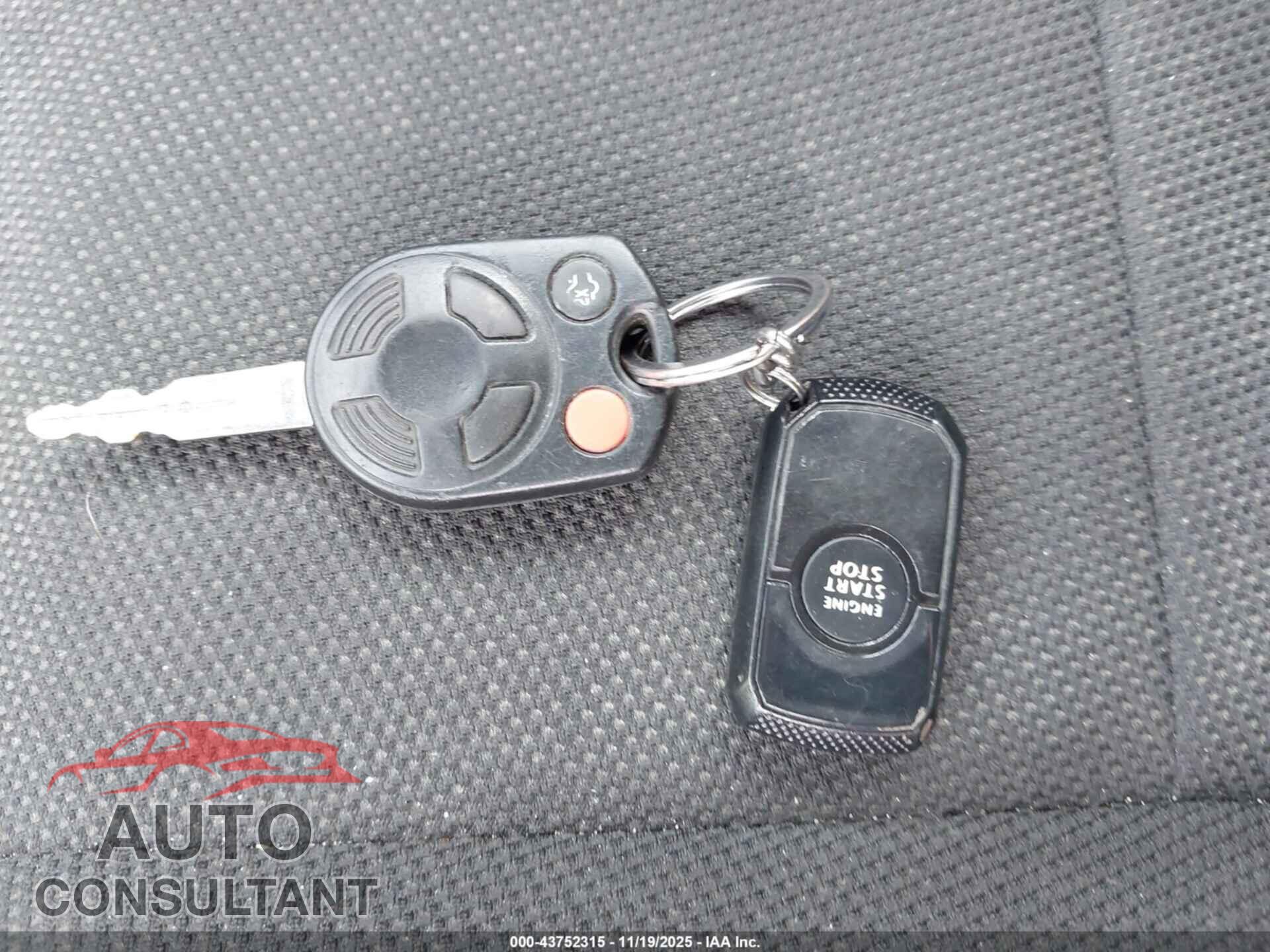 FORD ESCAPE 2010 - 1FMCU0DG2AKB21347