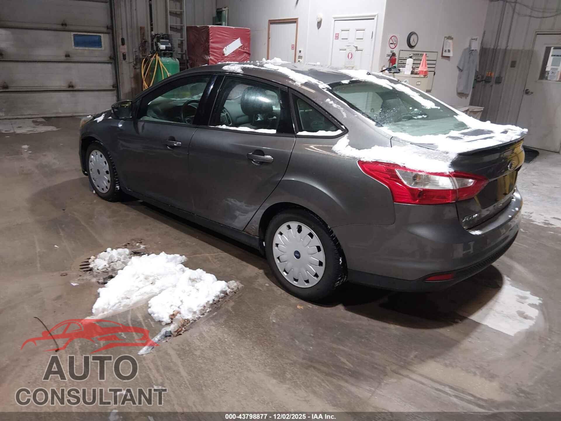 FORD FOCUS 2014 - 1FADP3F26EL356584