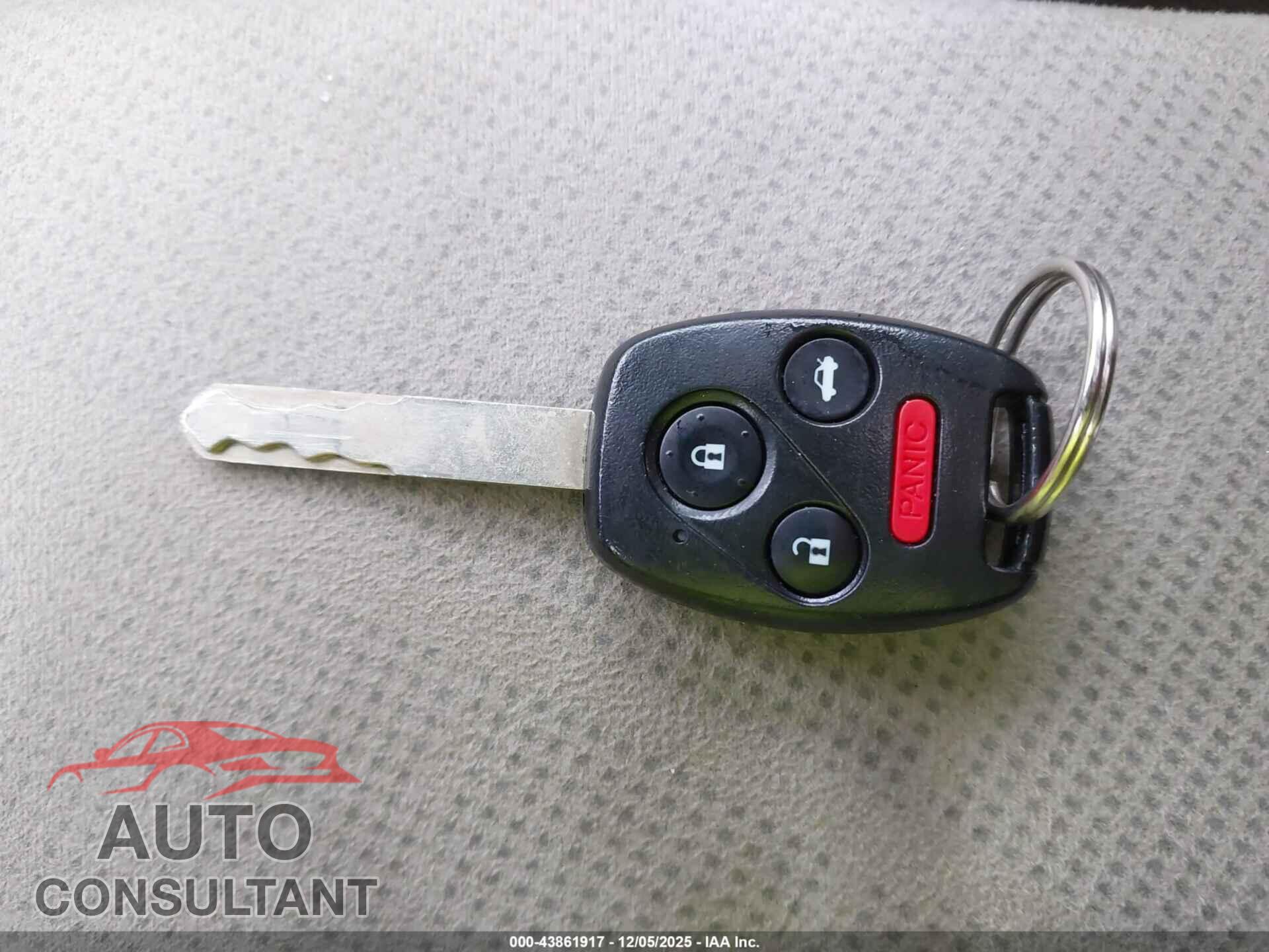 HONDA CIVIC 2012 - 2HGFB2F83CH521065