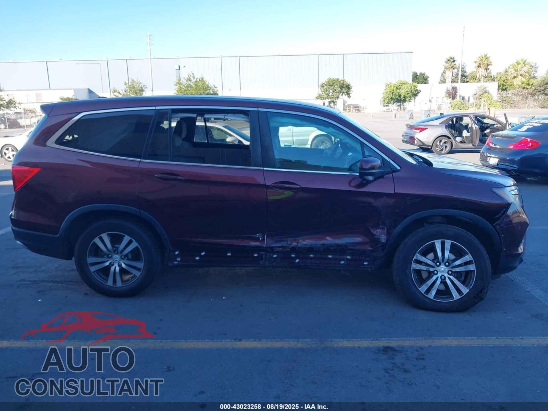 HONDA PILOT 2018 - 5FNYF5H3XJB017422