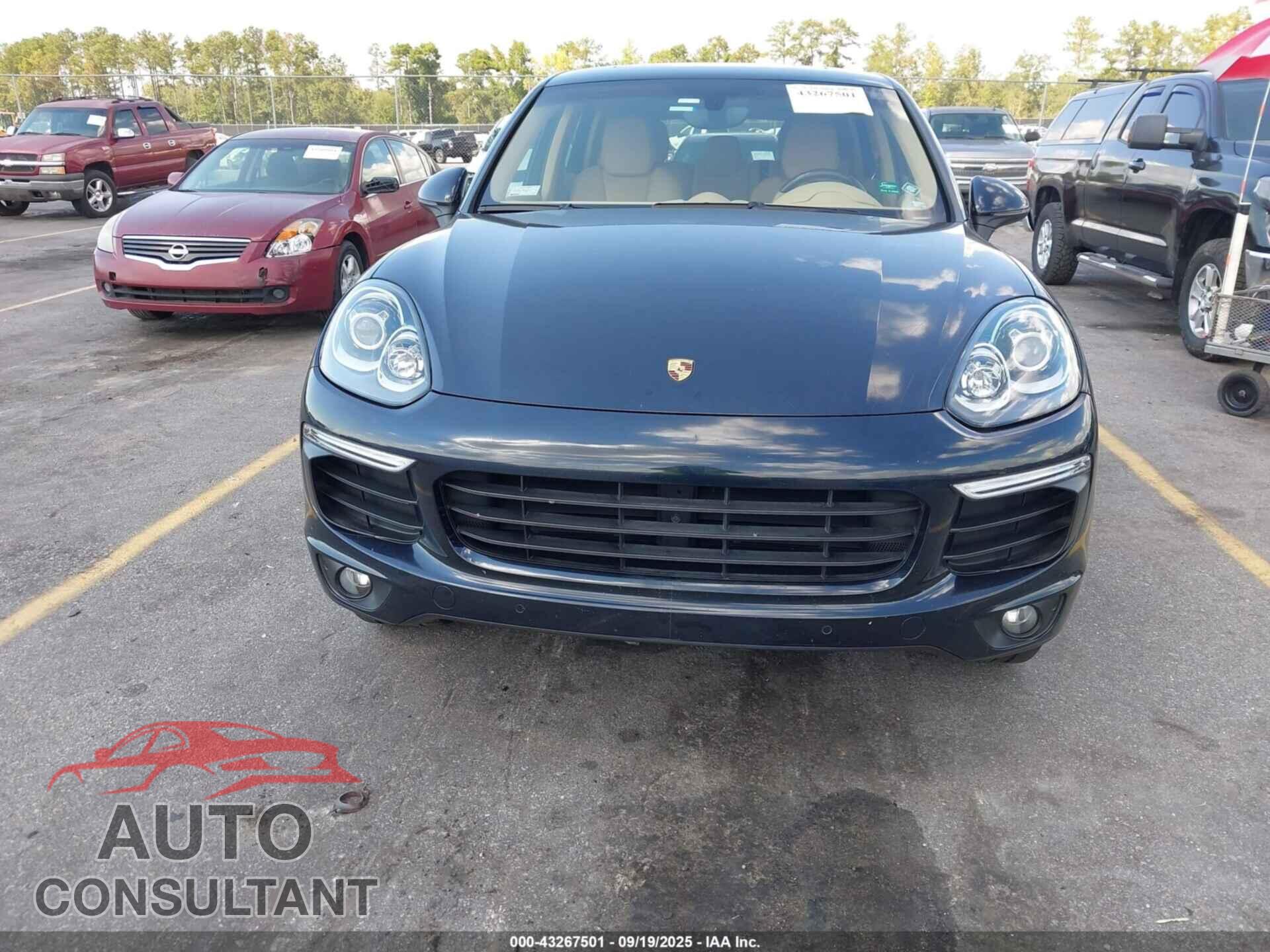 PORSCHE CAYENNE 2016 - WP1AA2A2XGLA00611