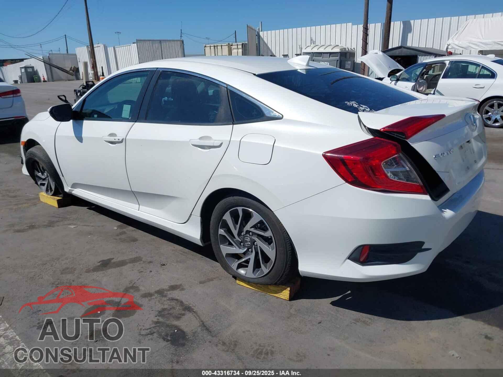 HONDA CIVIC 2017 - 19XFC2F74HE205647