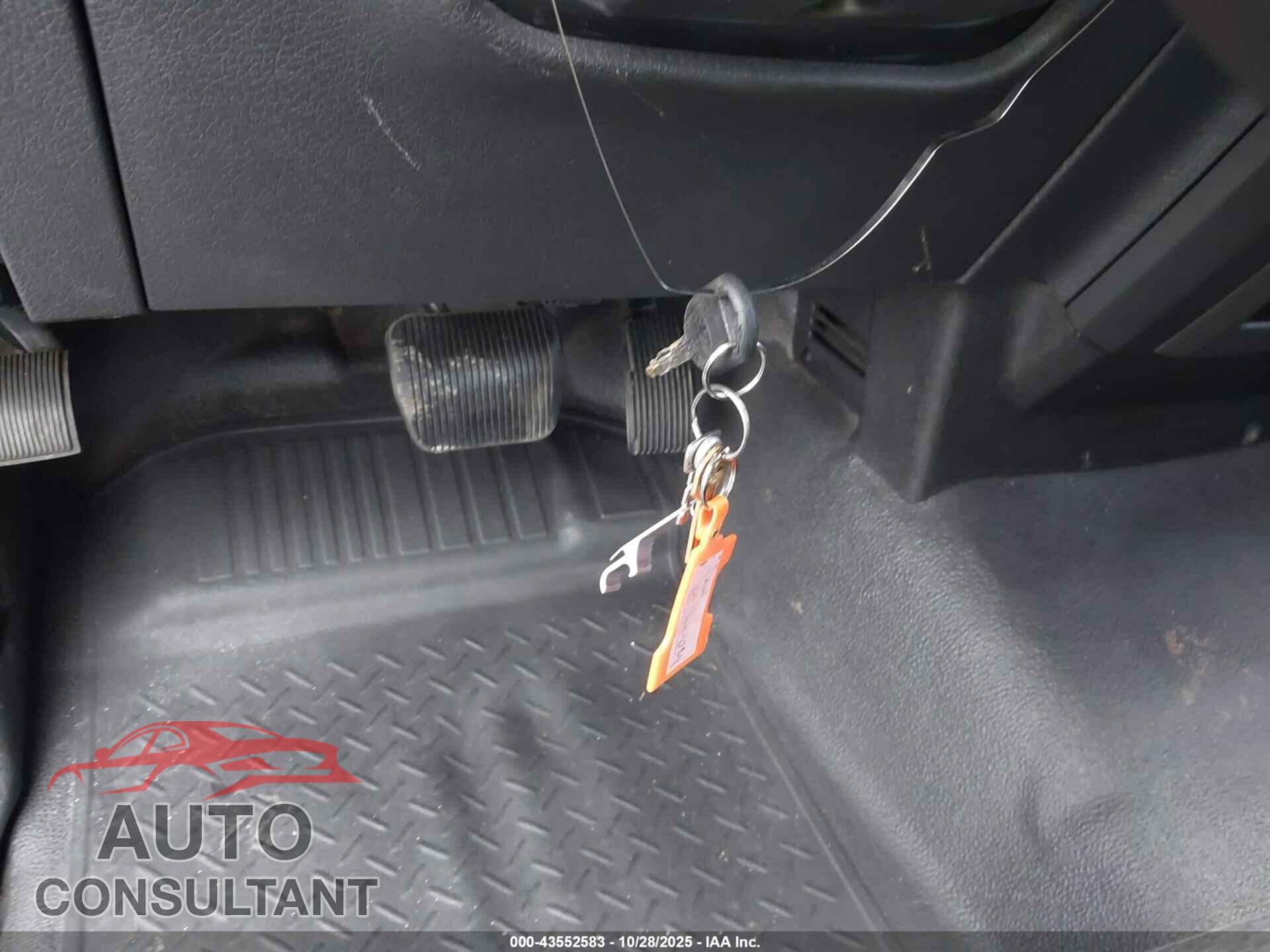 FORD F-150 2013 - 1FTMF1CF3DFB14499