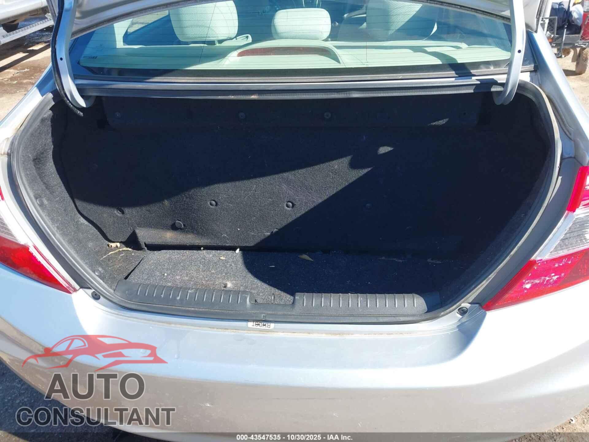 HONDA CIVIC 2012 - 19XFB5F55CE003945