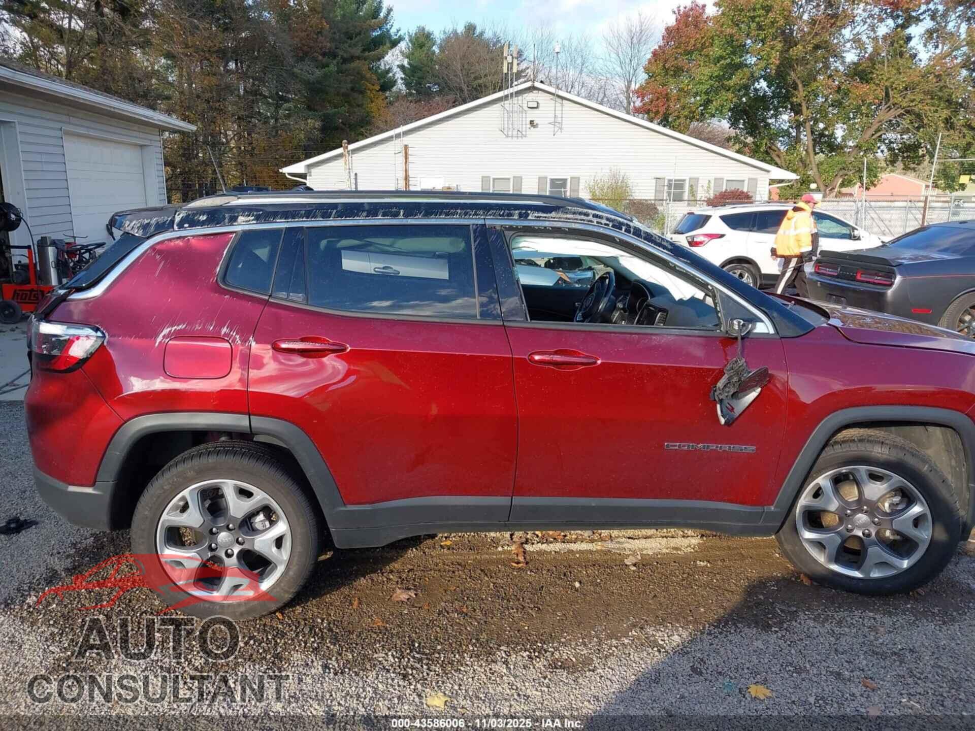 JEEP COMPASS 2021 - 3C4NJDCB8MT554225