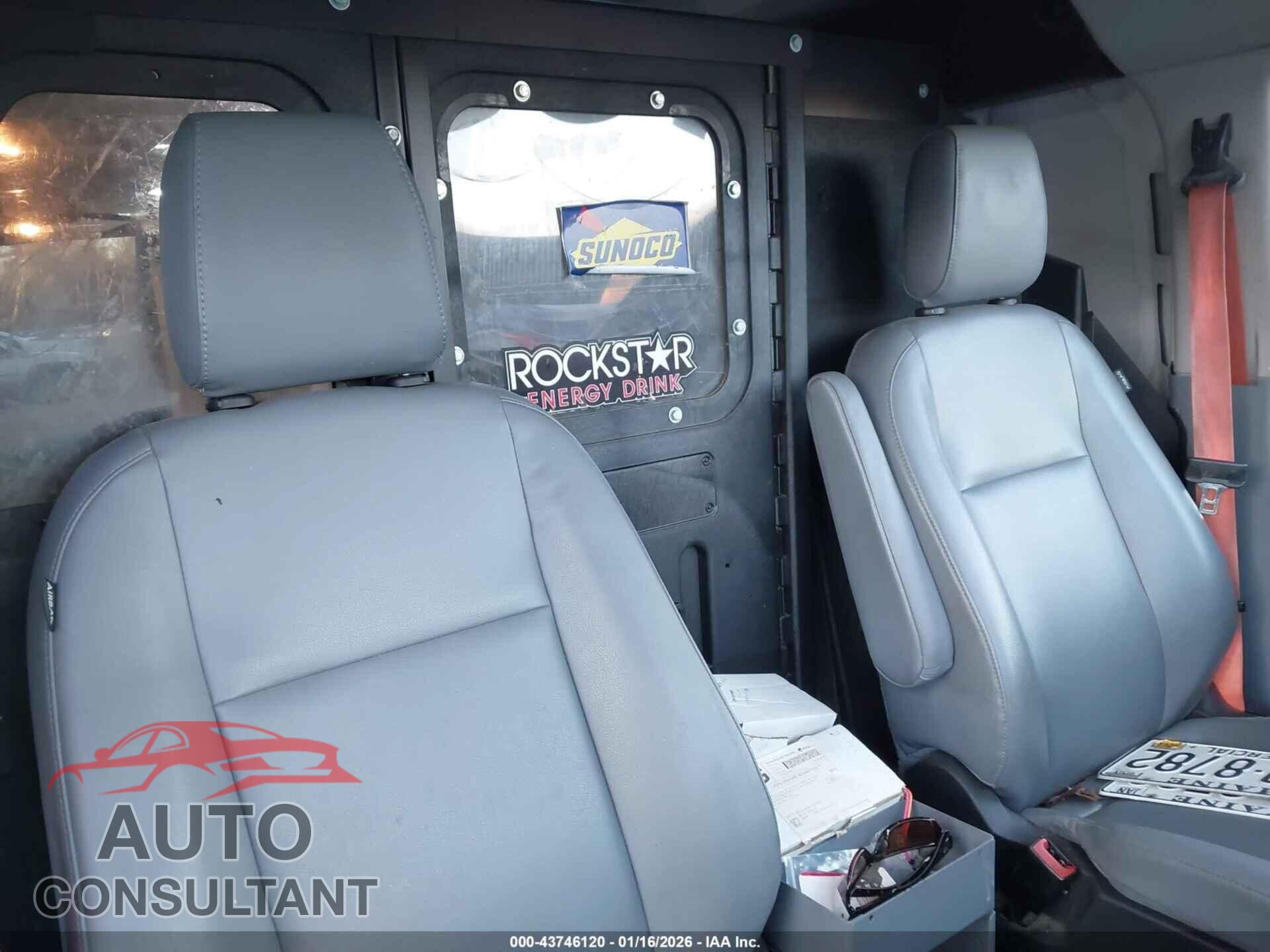 FORD TRANSIT-150 2016 - 1FTYE1YM6GKB08543
