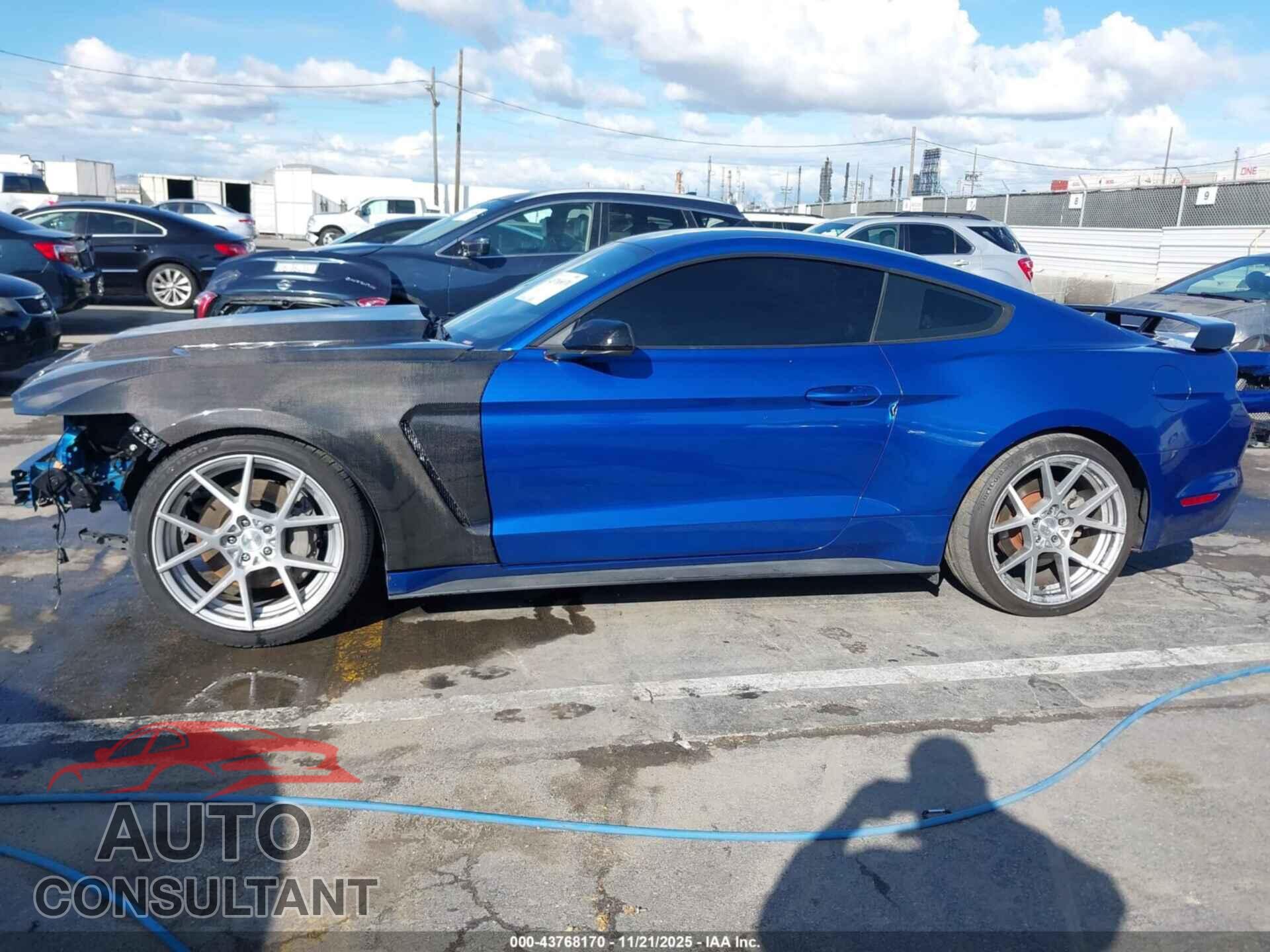 FORD MUSTANG 2017 - 1FA6P8CF6H5239092