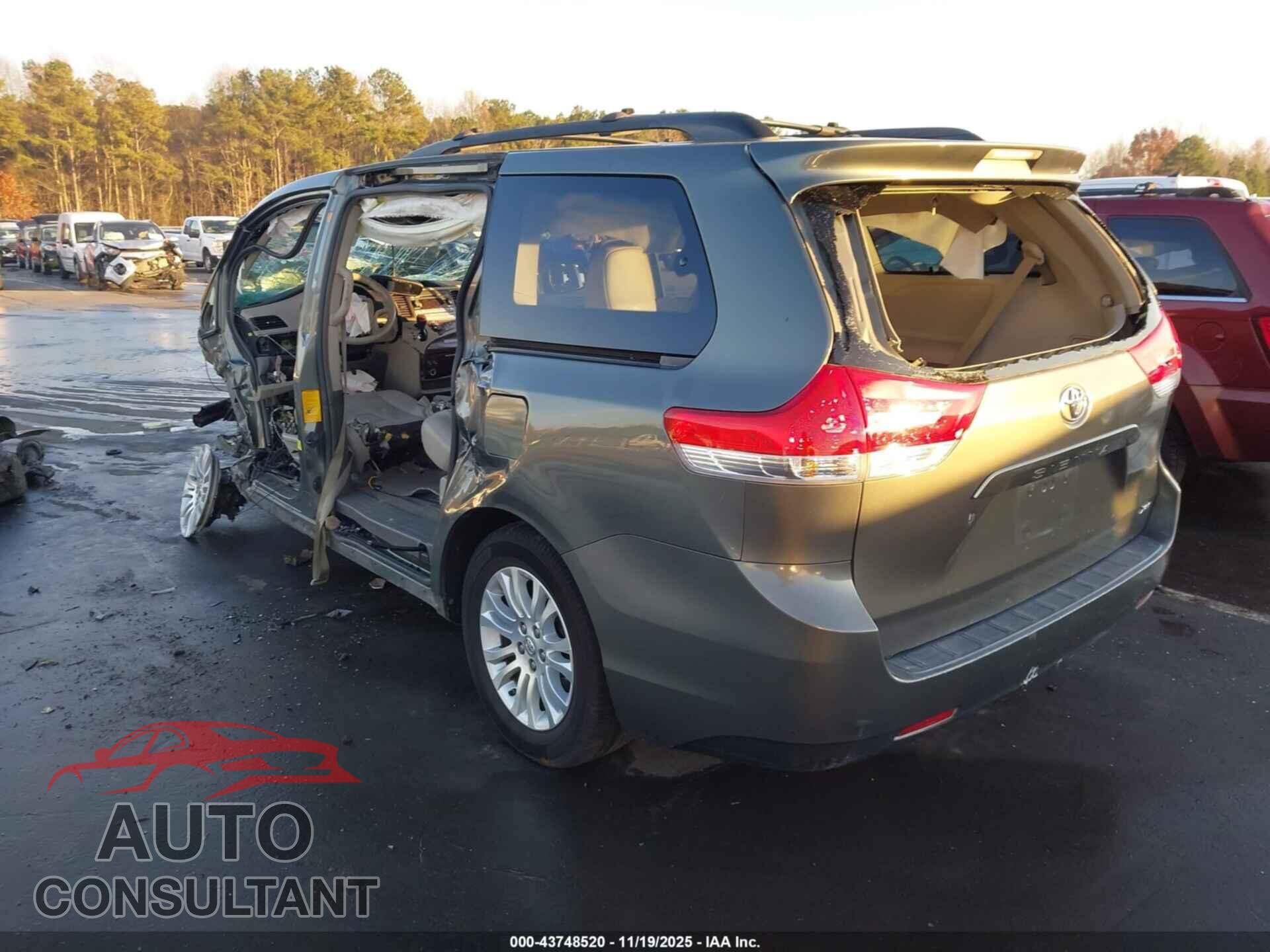 TOYOTA SIENNA 2012 - 5TDYK3DC9CS229796