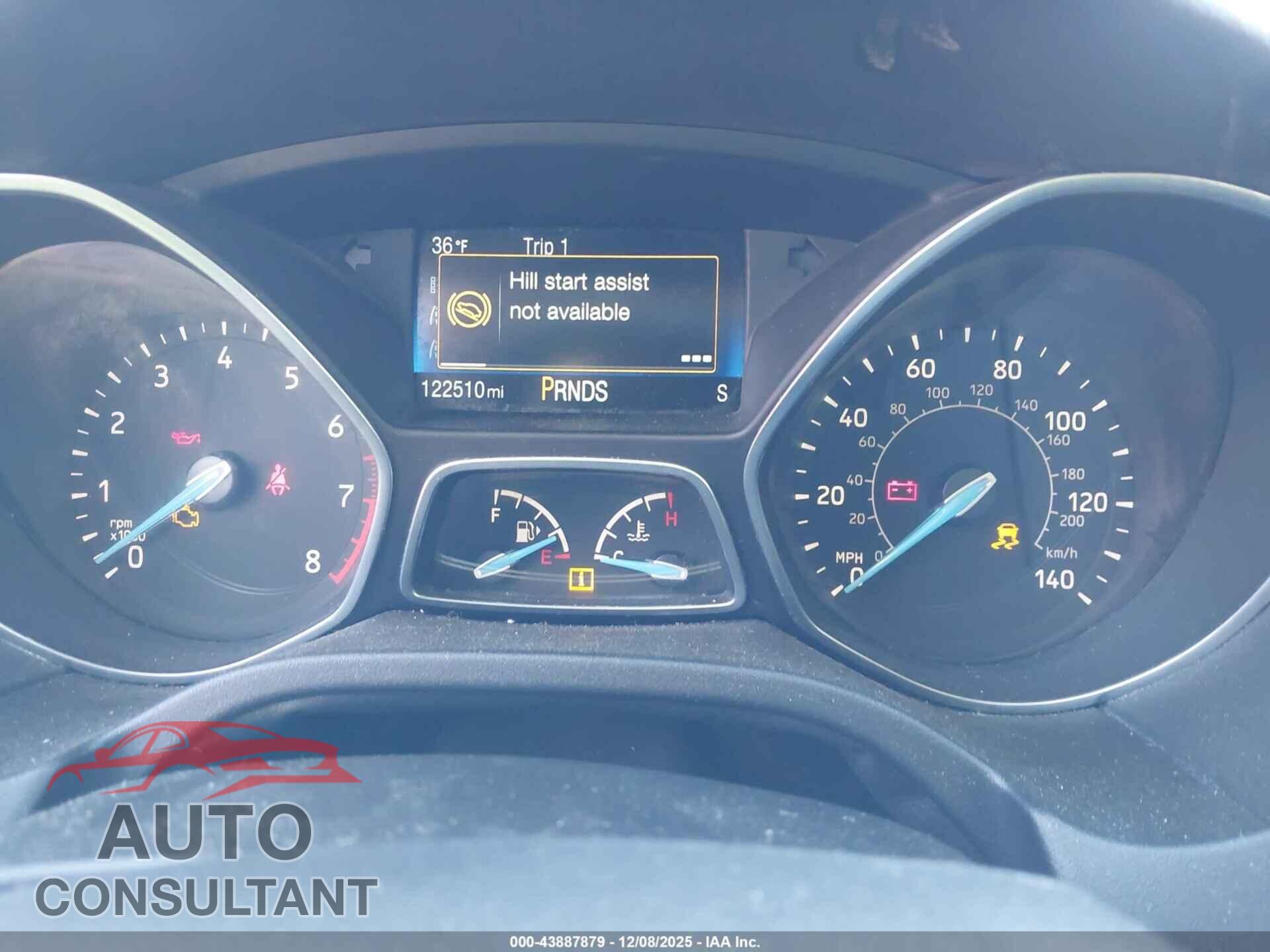 FORD FOCUS 2015 - 1FADP3K27FL340076