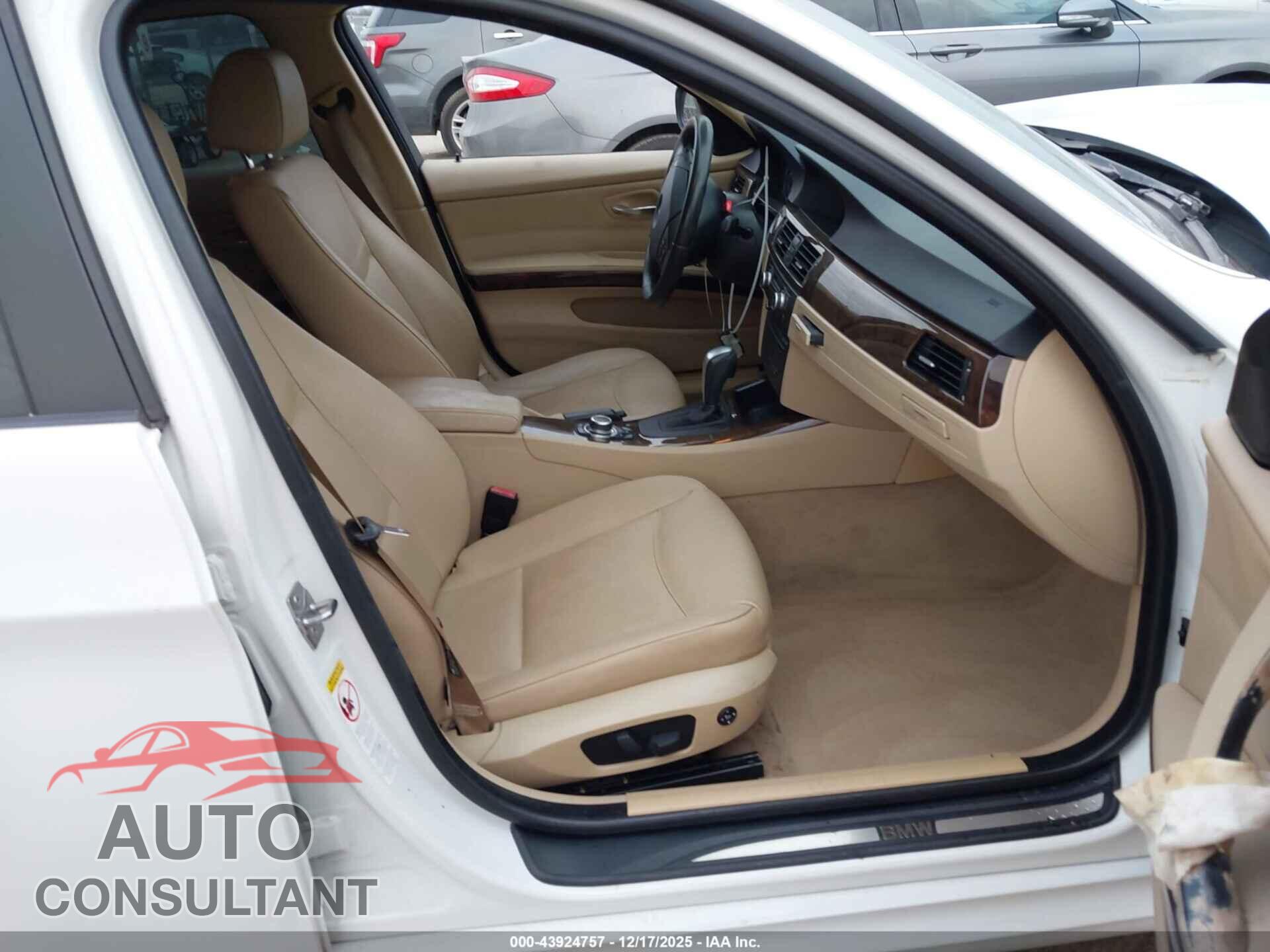 BMW 328I 2009 - WBAPH575X9NM33506
