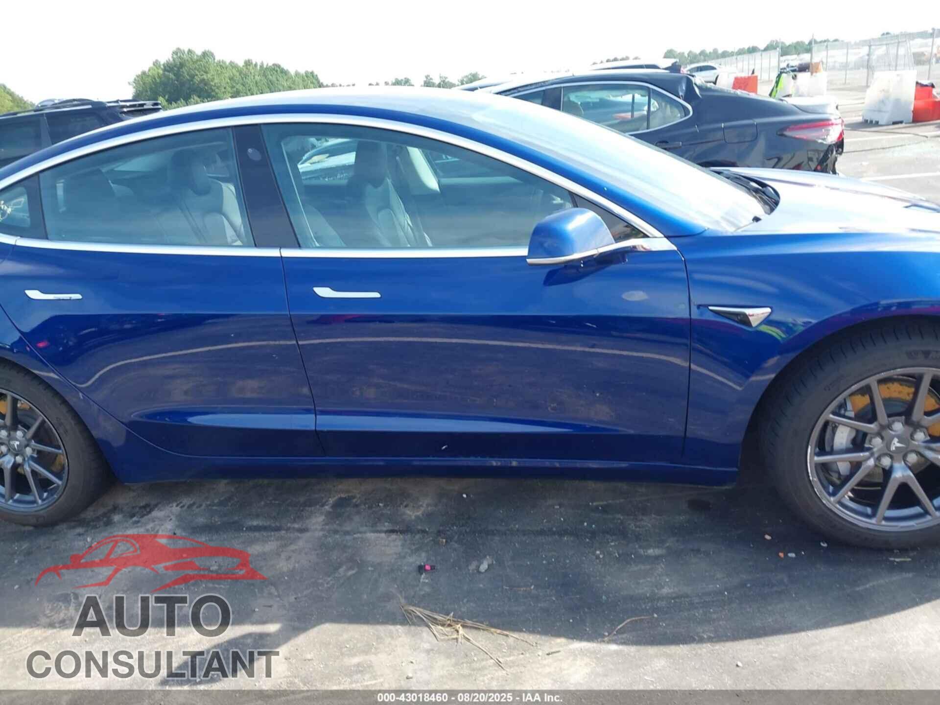 TESLA MODEL 3 2018 - 5YJ3E1EB4JF146483