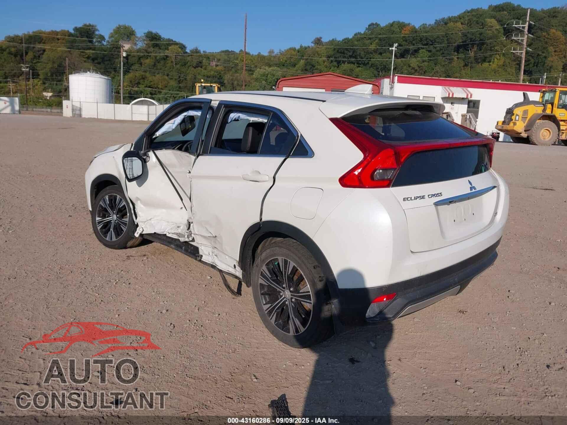 MITSUBISHI ECLIPSE CROSS 2020 - JA4AT5AA2LZ005825