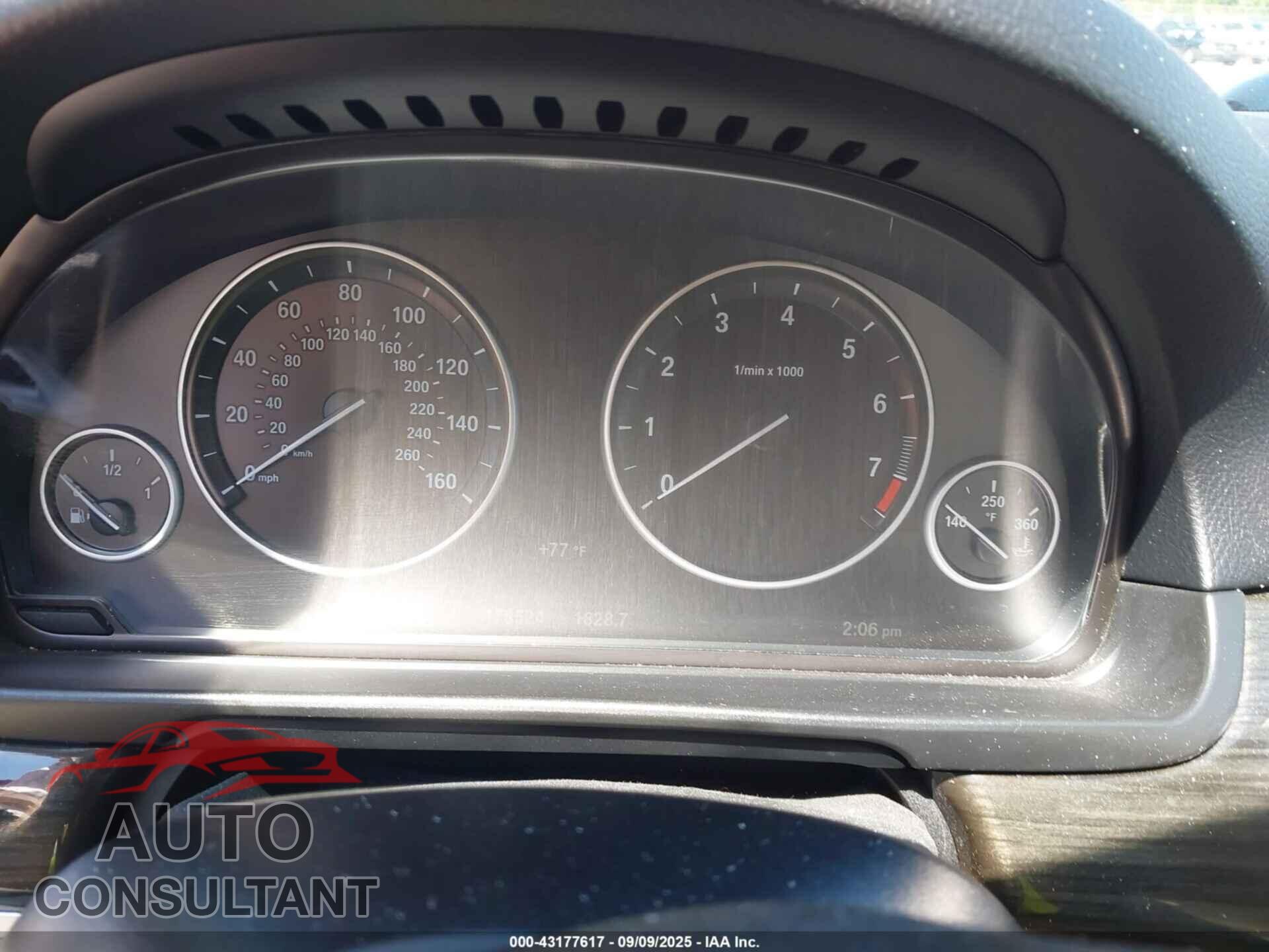 BMW 528I 2015 - WBA5A7C56FD624760
