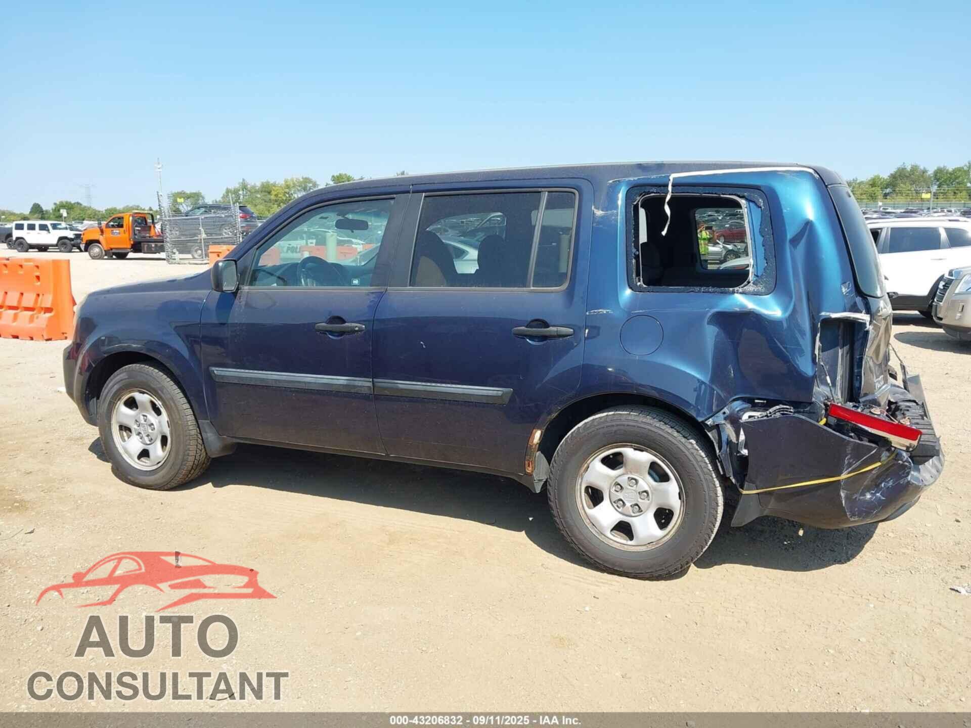 HONDA PILOT 2011 - 5FNYF4H27BB022466