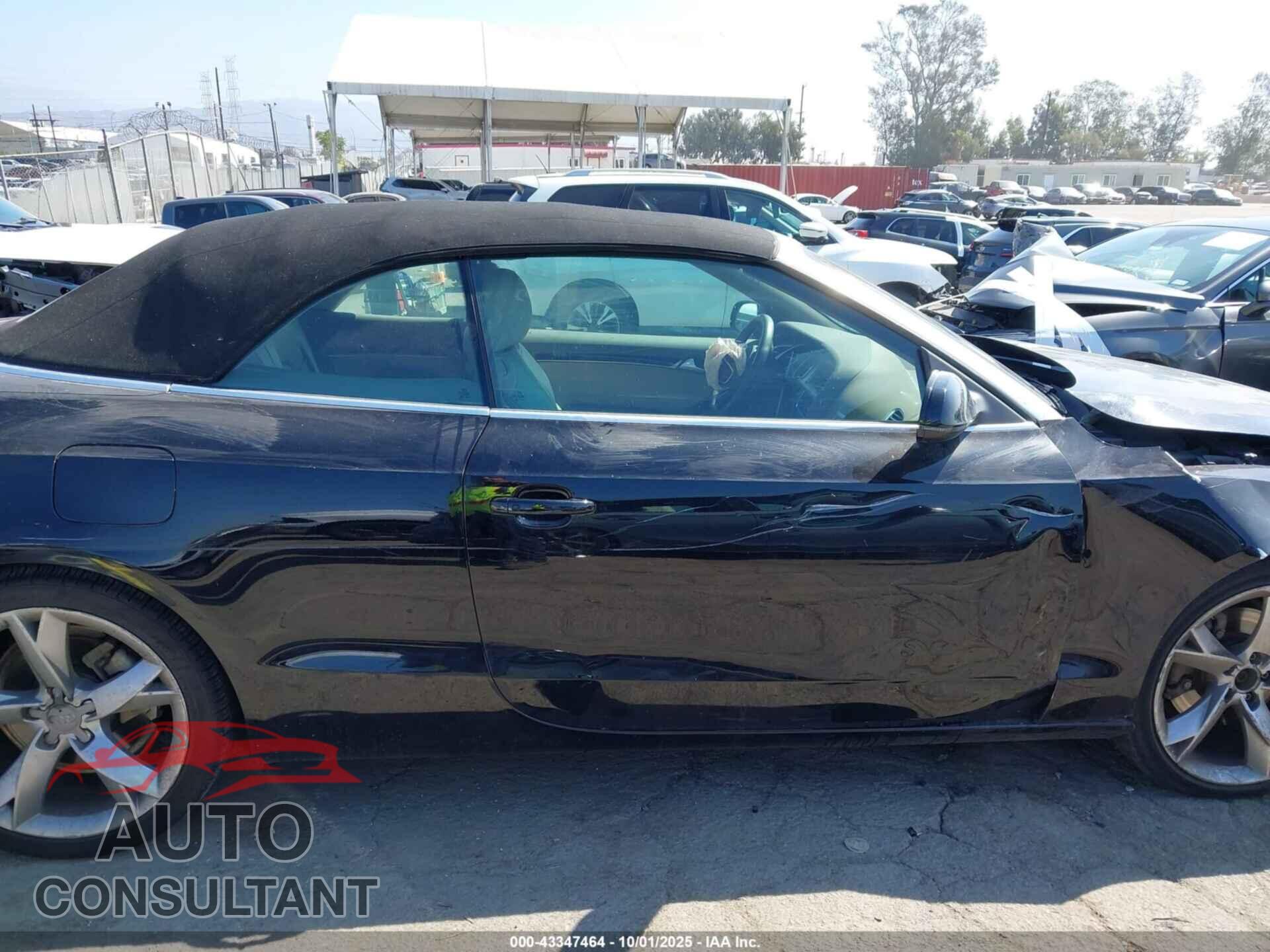 AUDI A5 2011 - WAULFAFH8BN013046