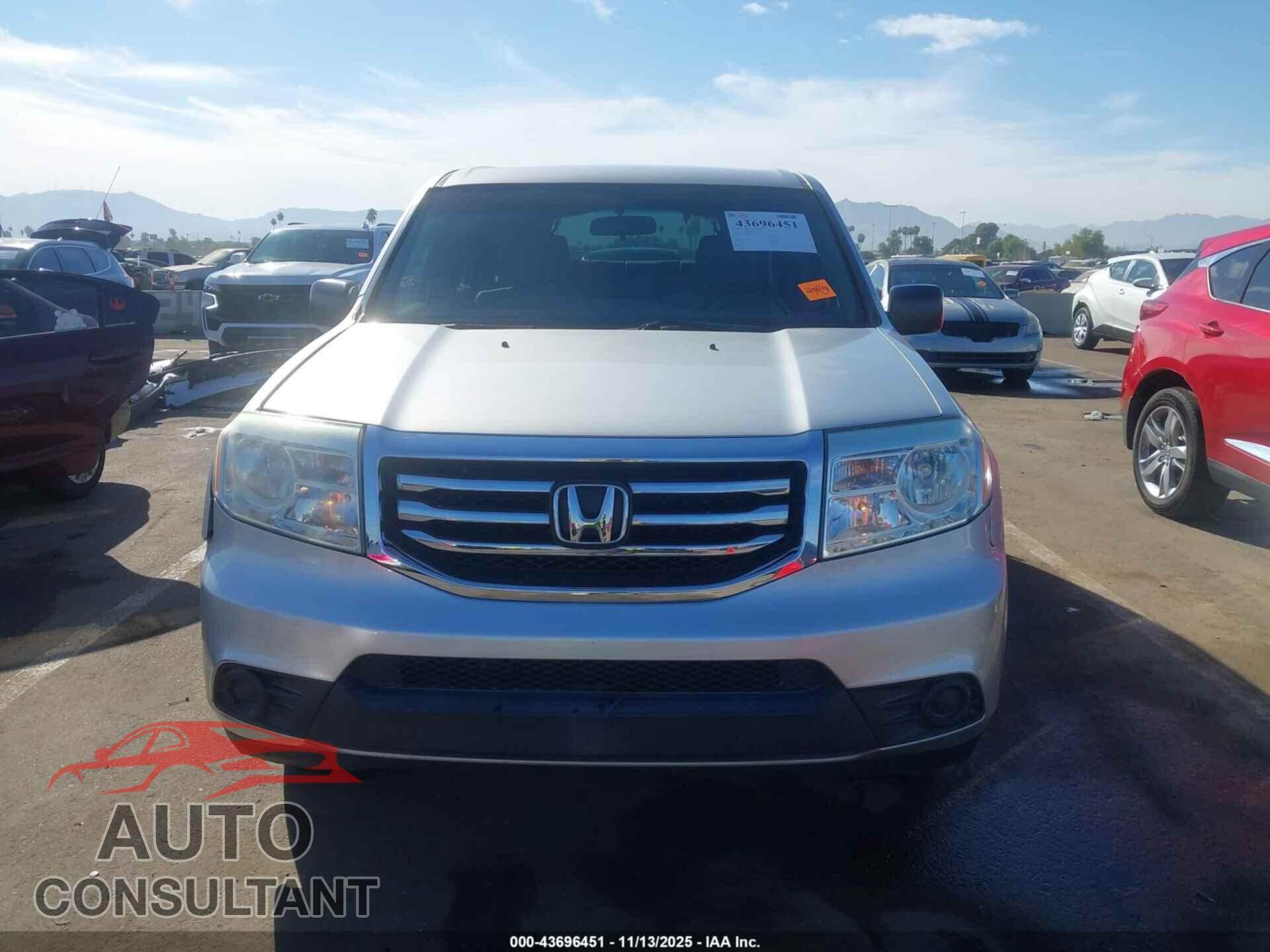 HONDA PILOT 2012 - 5FNYF4H24CB005819