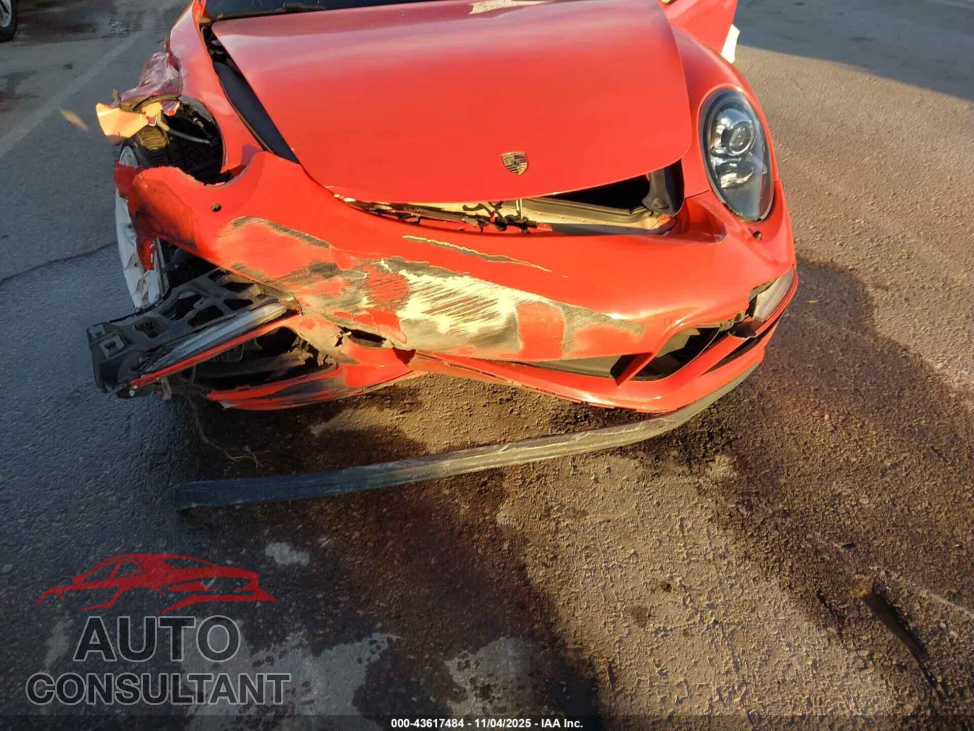 PORSCHE 911 2018 - WP0AB2A96JS122326