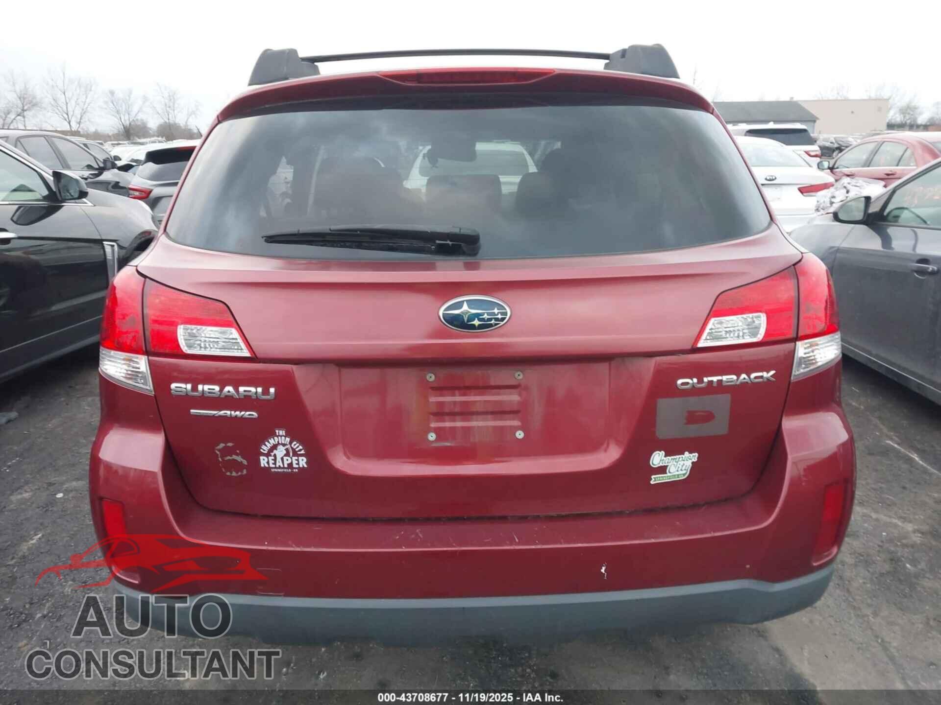 SUBARU OUTBACK 2013 - 4S4BRCCC4D3252811