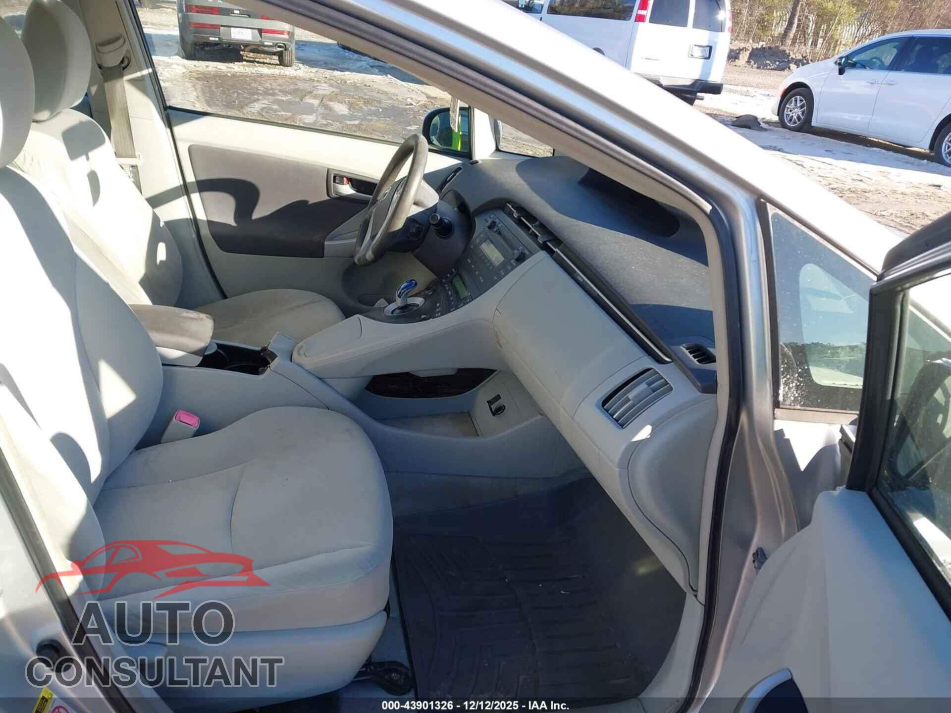 TOYOTA PRIUS 2011 - JTDKN3DU5B0277500