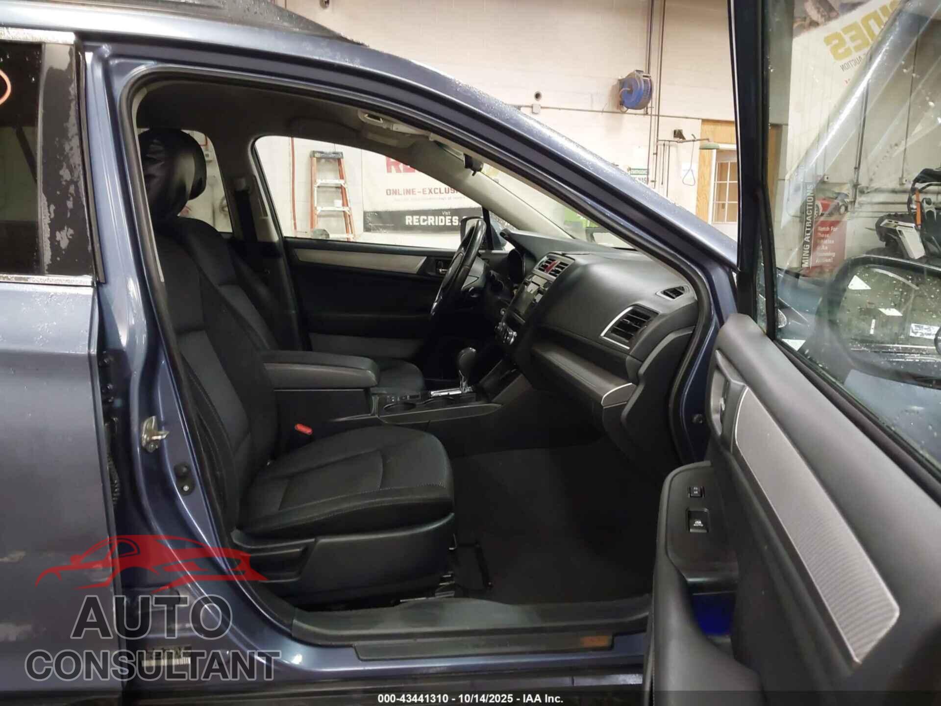 SUBARU OUTBACK 2015 - 4S4BSACC2F3297547