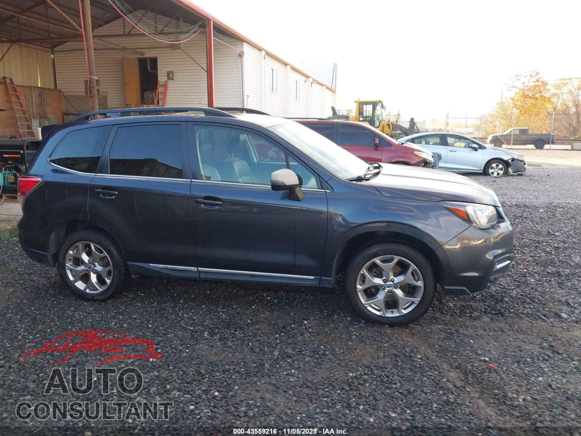 SUBARU FORESTER 2017 - JF2SJAWC6HH537600