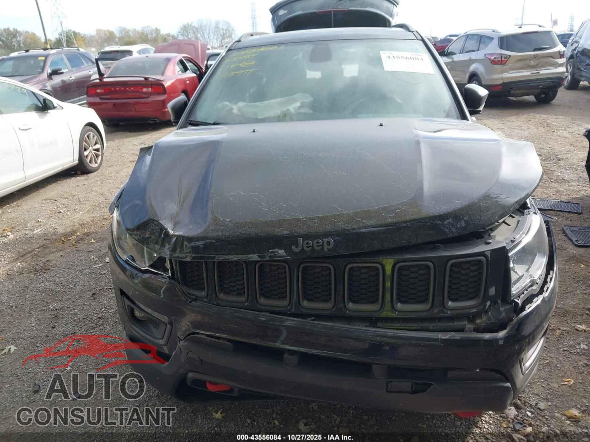 JEEP COMPASS 2019 - 3C4NJDDB0KT653911