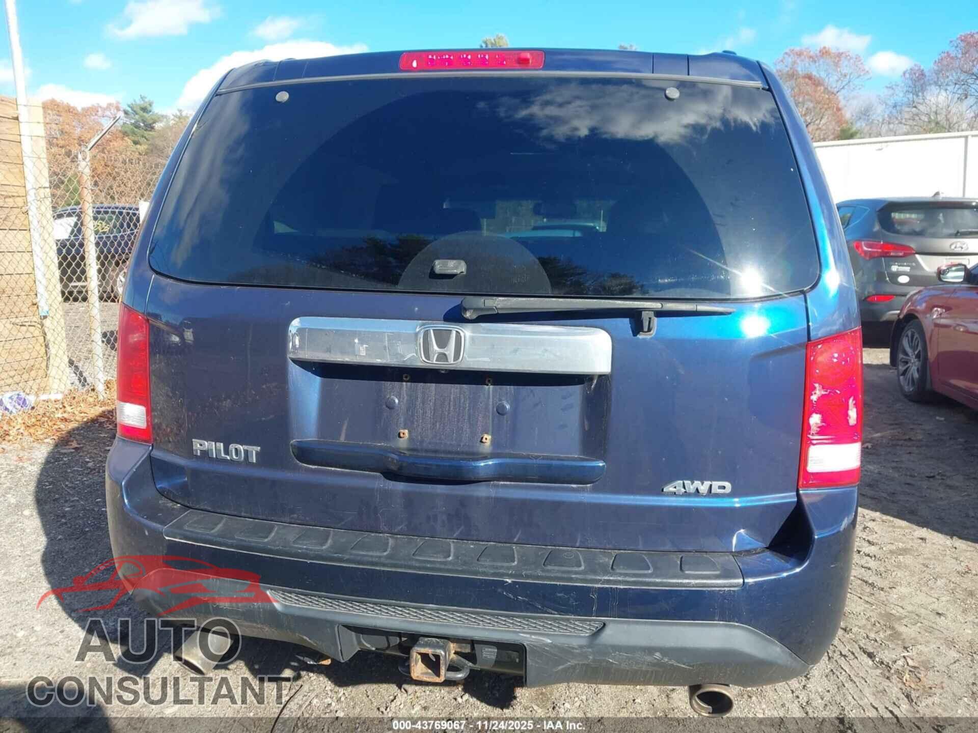 HONDA PILOT 2015 - 5FNYF4H54FB059667
