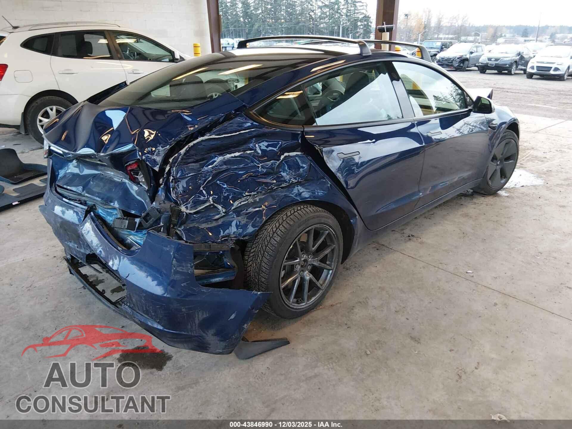 TESLA MODEL 3 2022 - 5YJ3E1EA7NF164084
