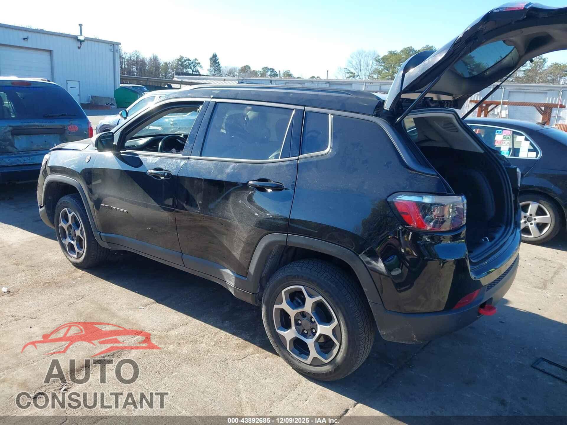 JEEP COMPASS 2022 - 3C4NJDDB7NT101035