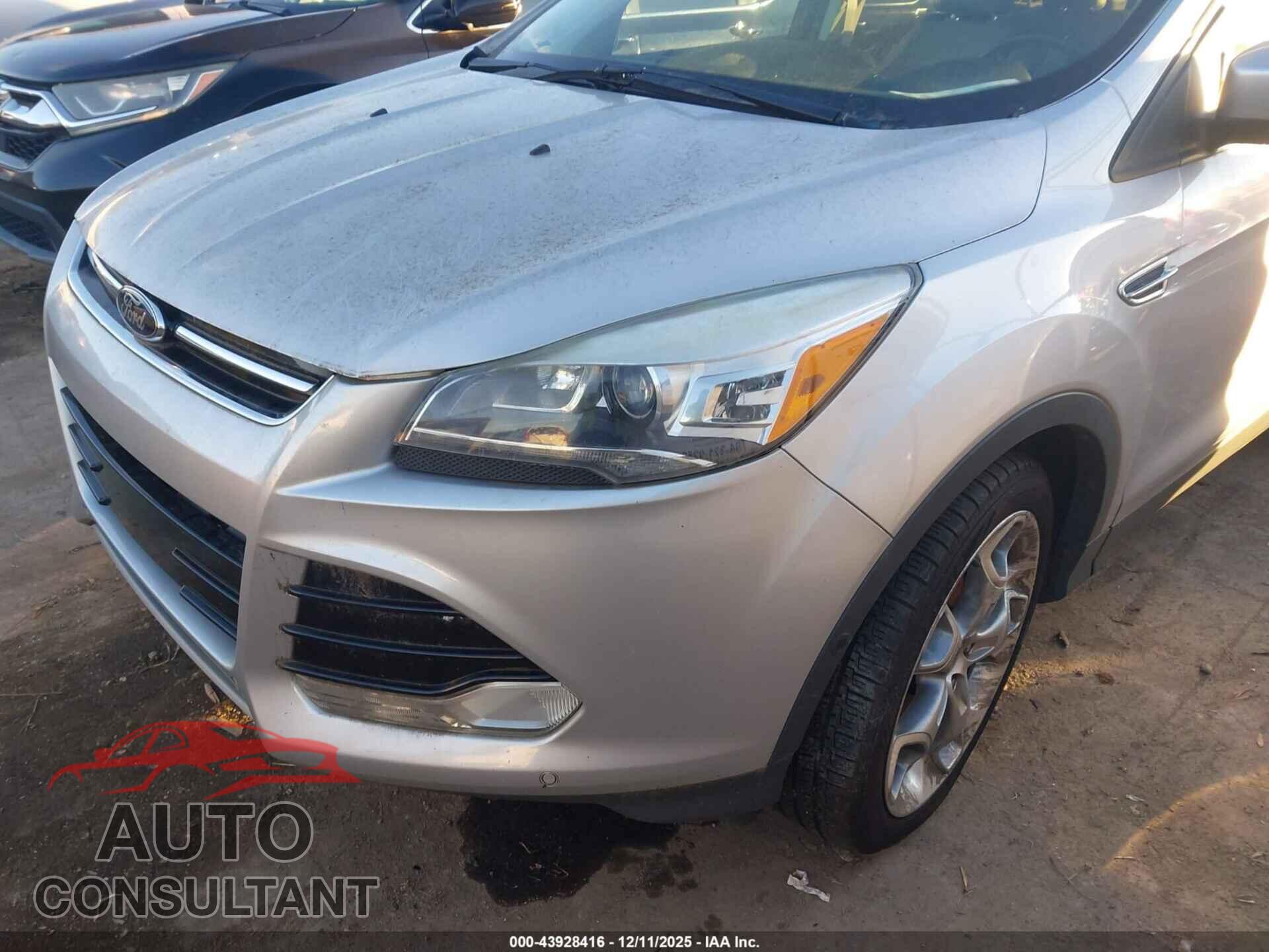 FORD ESCAPE 2014 - 1FMCU9J9XEUC10703