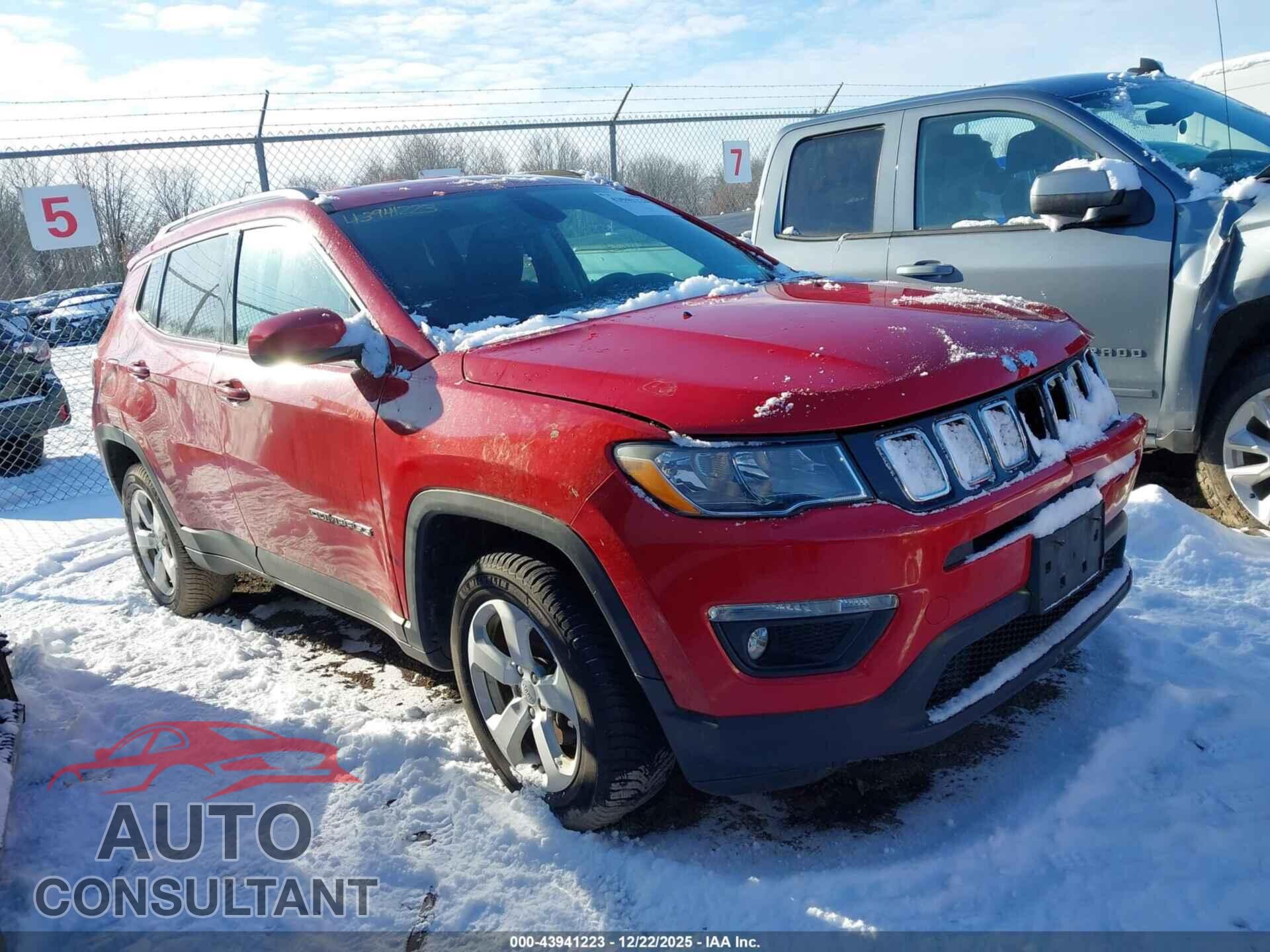JEEP COMPASS 2019 - 3C4NJDBBXKT813165