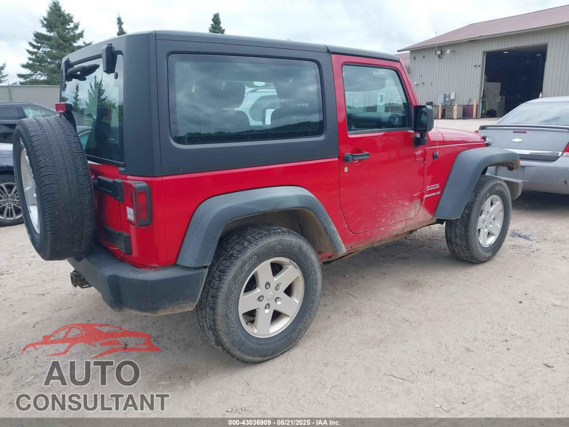 JEEP WRANGLER 2011 - 1J4AA2D11BL577373