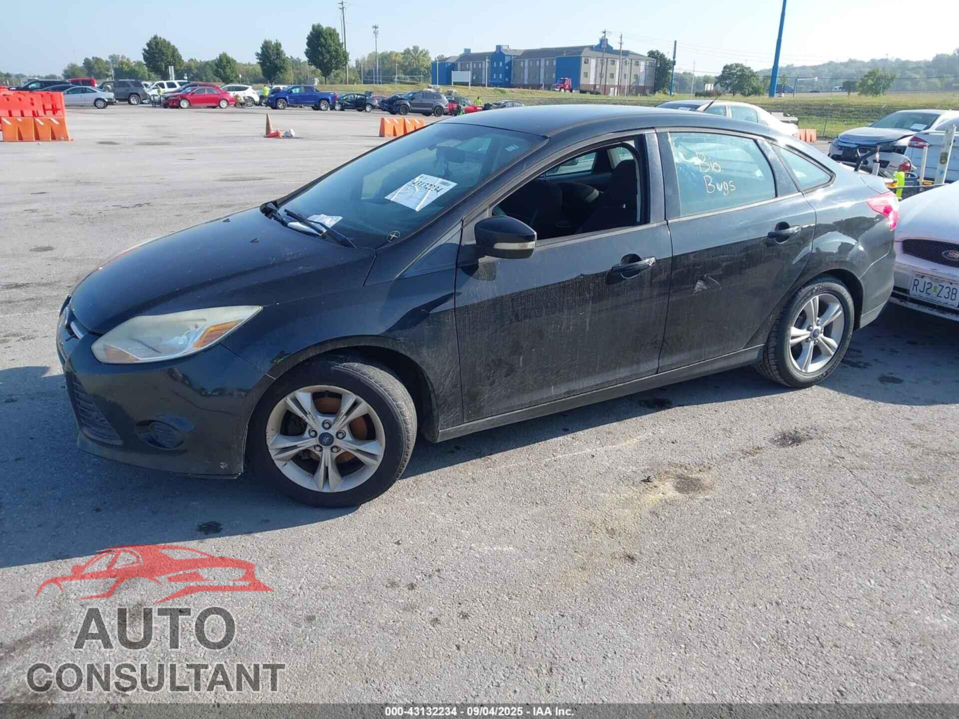 FORD FOCUS 2013 - 1FADP3F2XDL163157