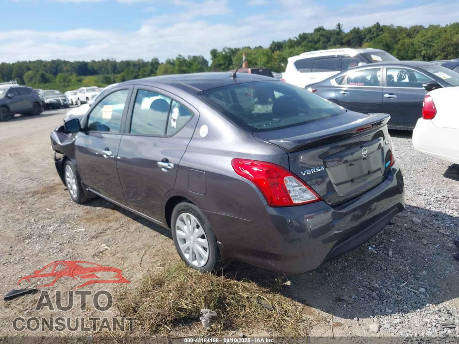 NISSAN VERSA 2015 - 3N1CN7AP1FL841617