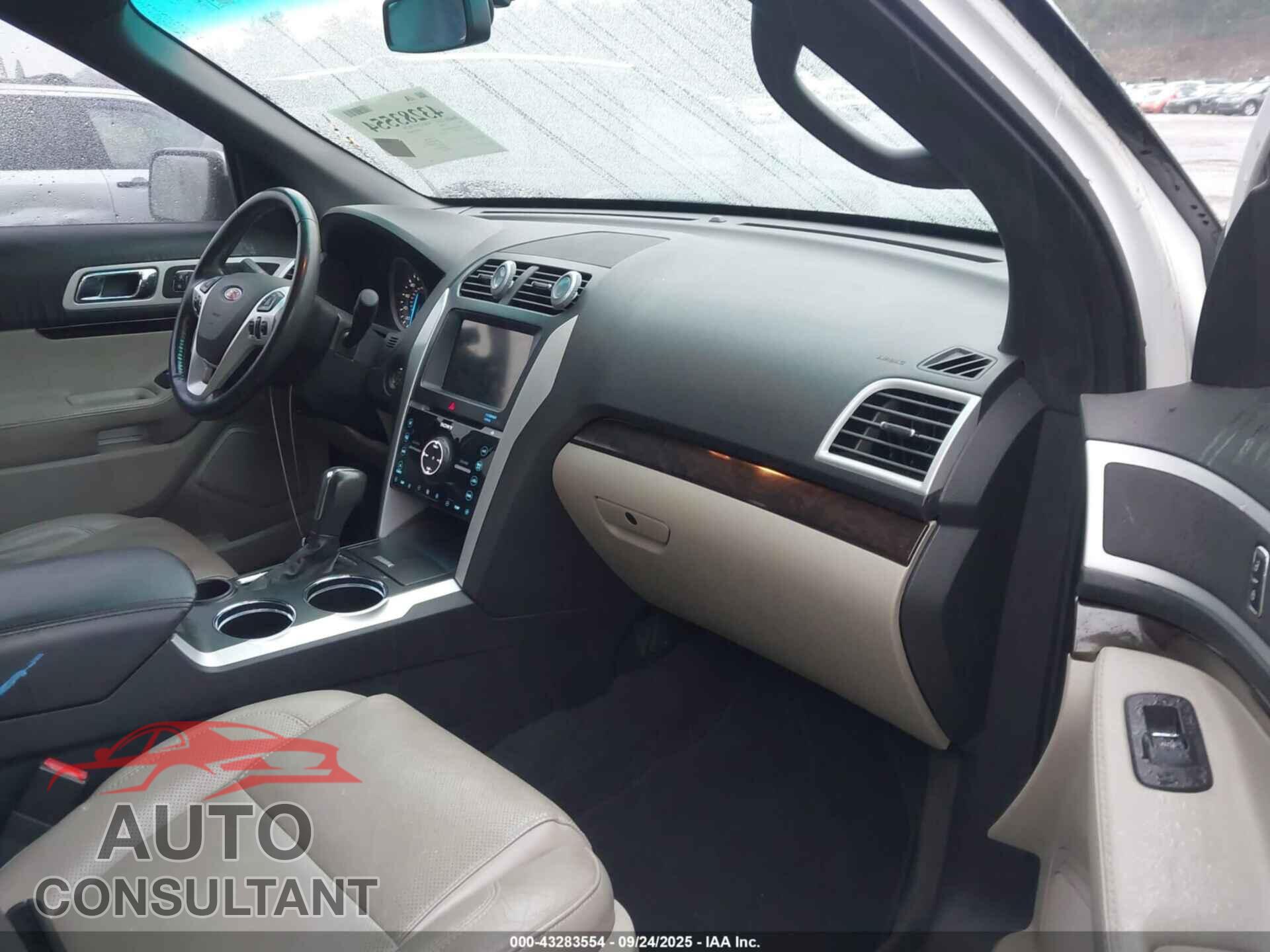 FORD EXPLORER 2011 - 1FMHK7F82BGA42372