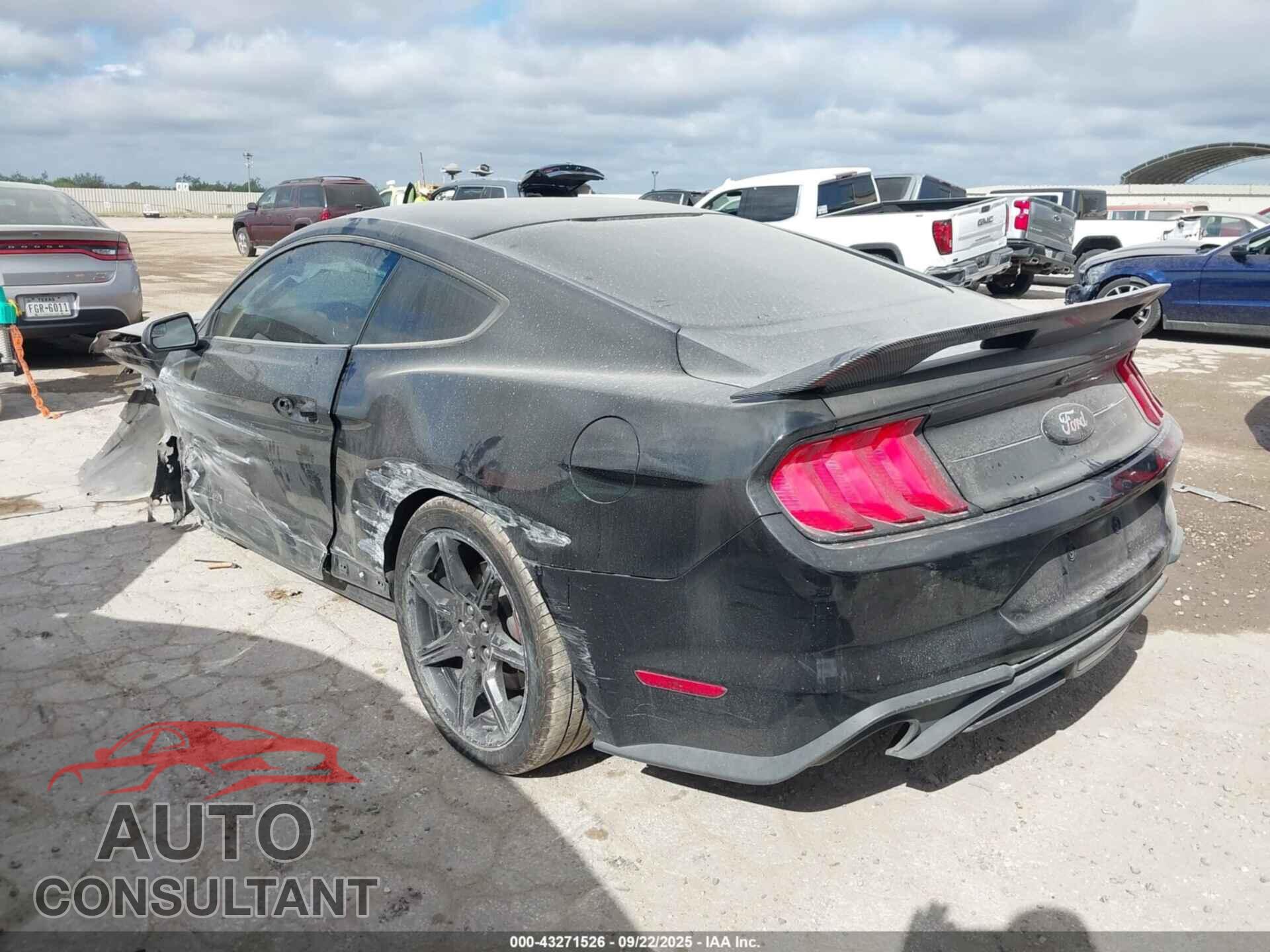 FORD MUSTANG 2018 - 1FA6P8TH8J5114022