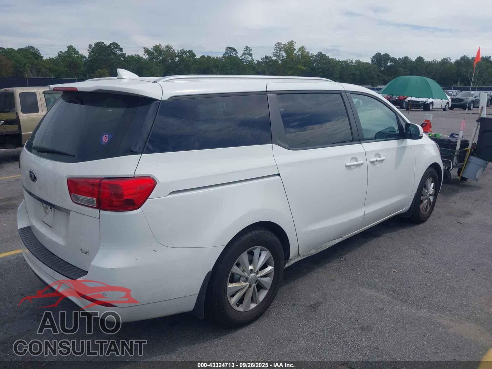 KIA SEDONA 2017 - KNDMB5C12H6334875
