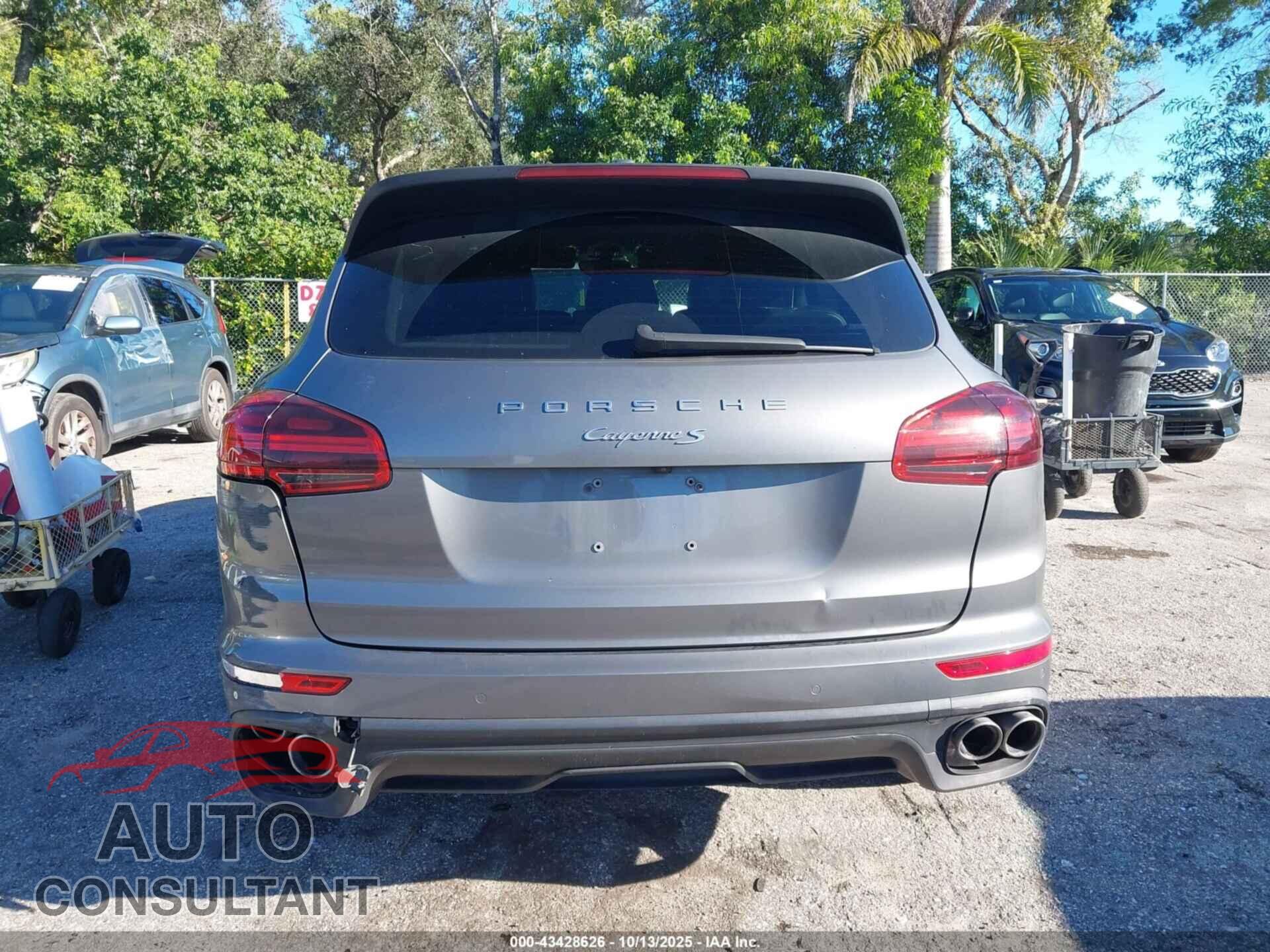 PORSCHE CAYENNE 2017 - WP1AB2A2XHLA53162