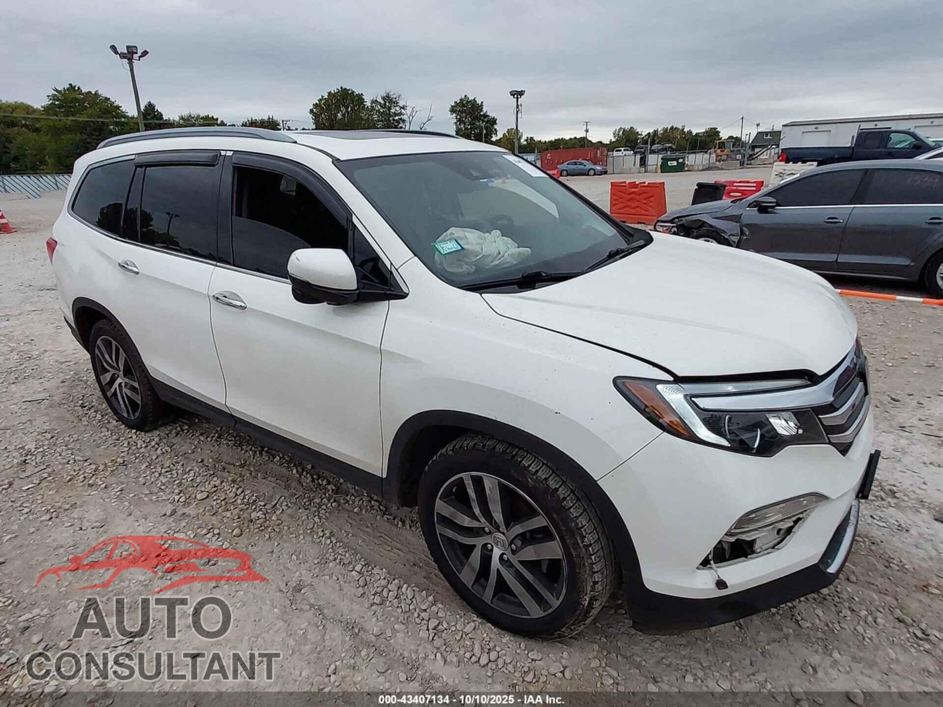 HONDA PILOT 2018 - 5FNYF6H91JB044342