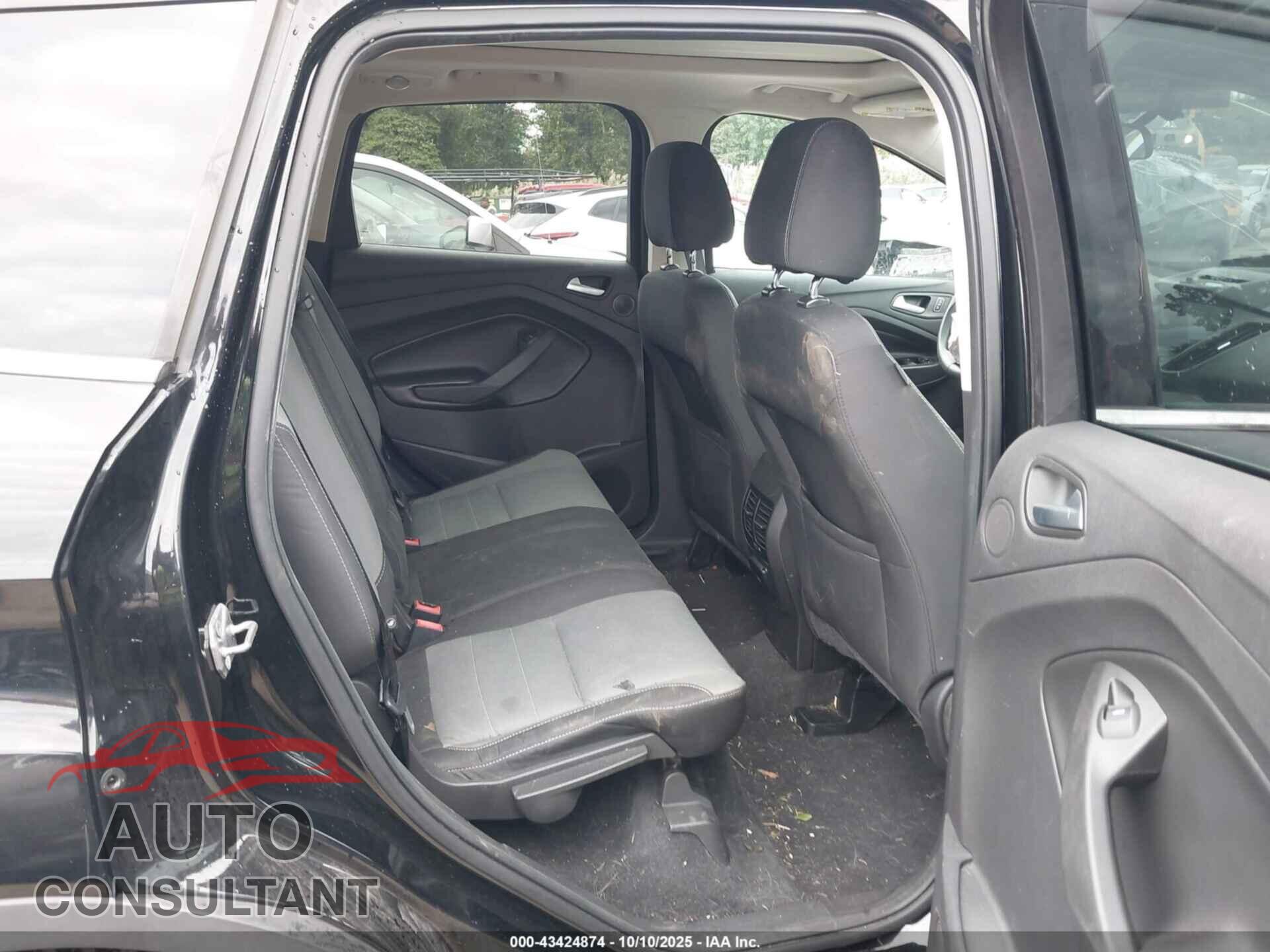 FORD ESCAPE 2016 - 1FMCU9GX3GUA50768