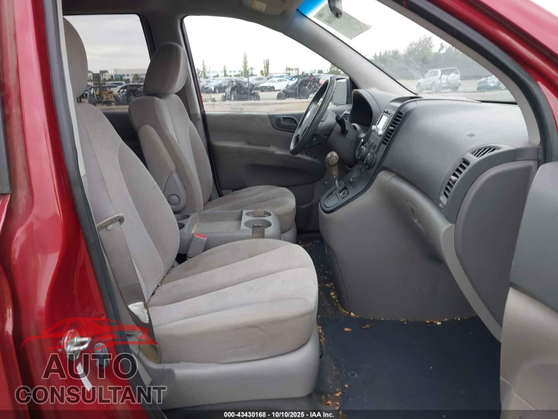 KIA SEDONA 2010 - KNDMG4C30A6325644