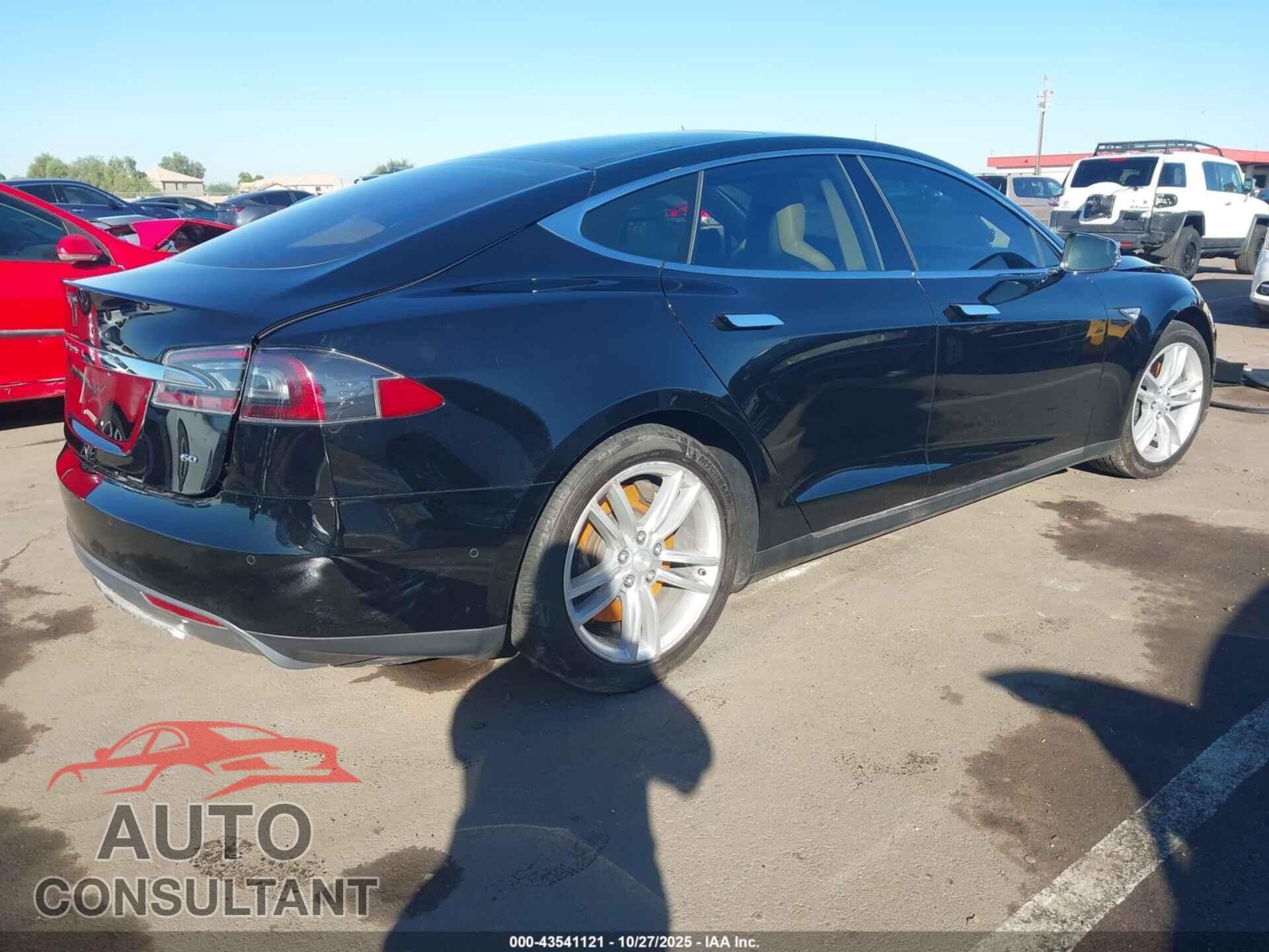 TESLA MODEL S 2015 - 5YJSA1S19FFP78390