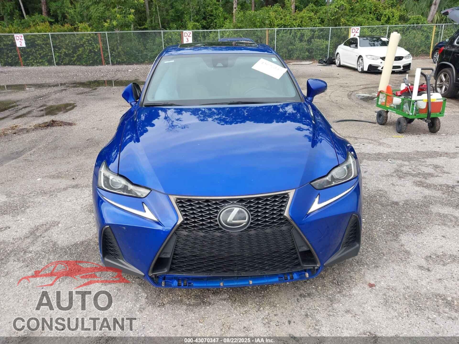 LEXUS IS 300 2019 - JTHBA1D26K5090220