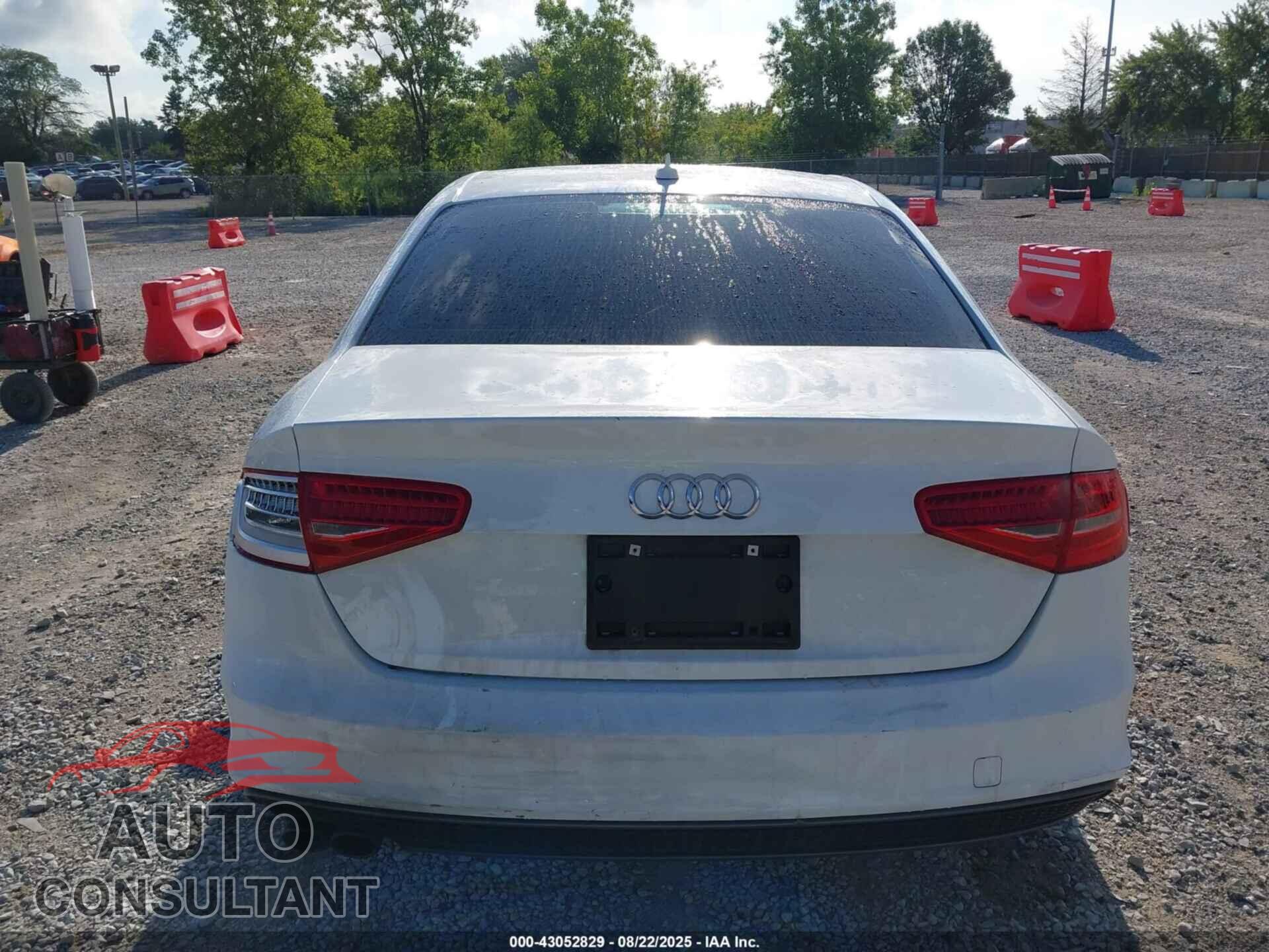AUDI A4 2016 - WAUBFAFL0GN009676
