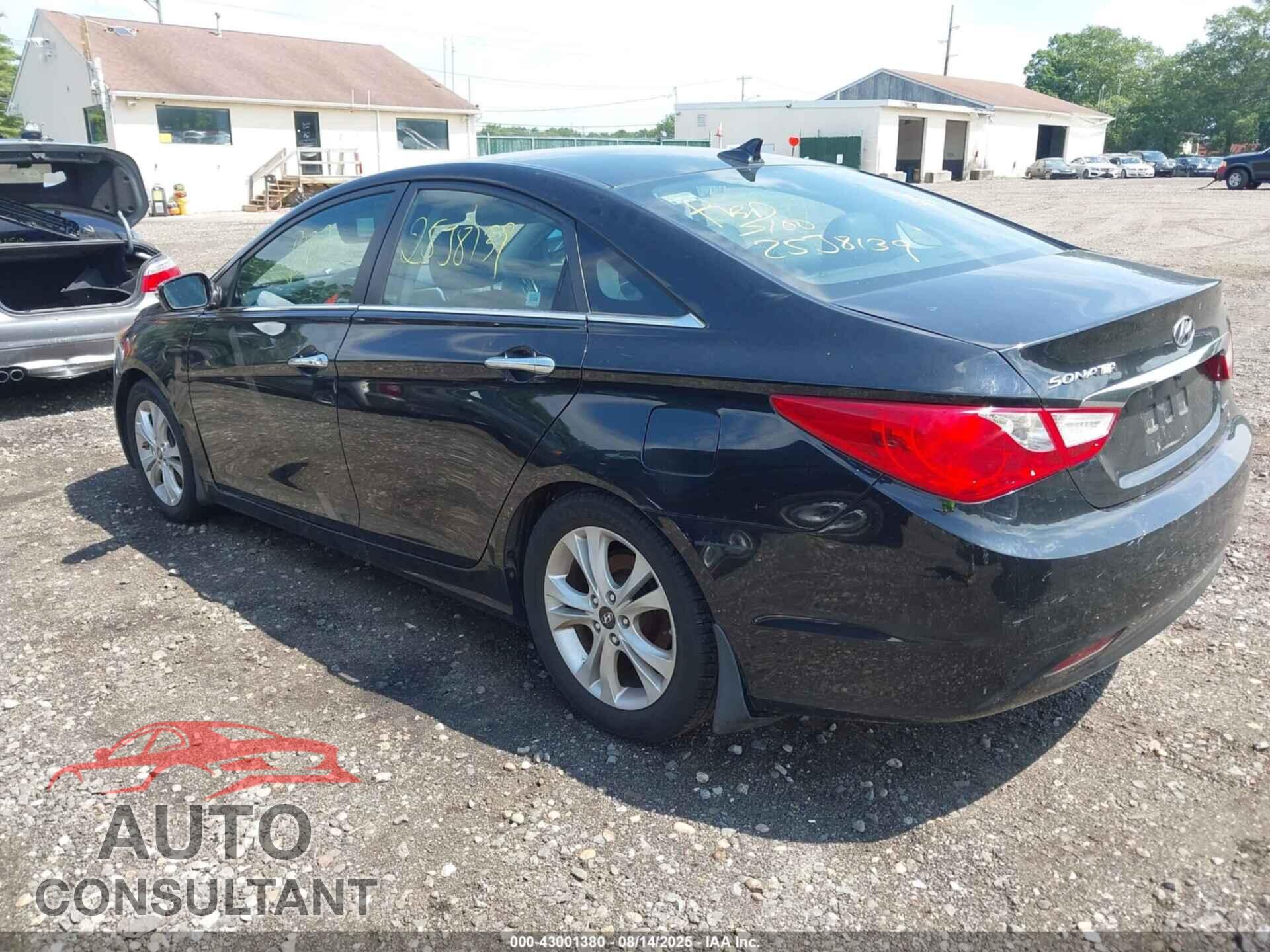 HYUNDAI SONATA 2011 - 5NPEC4AC3BH114657
