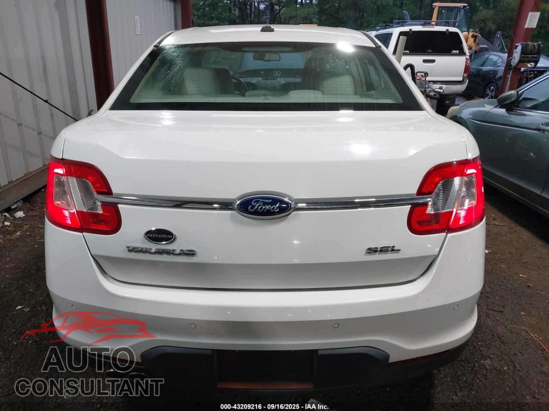 FORD TAURUS 2012 - 1FAHP2EWXCG123006