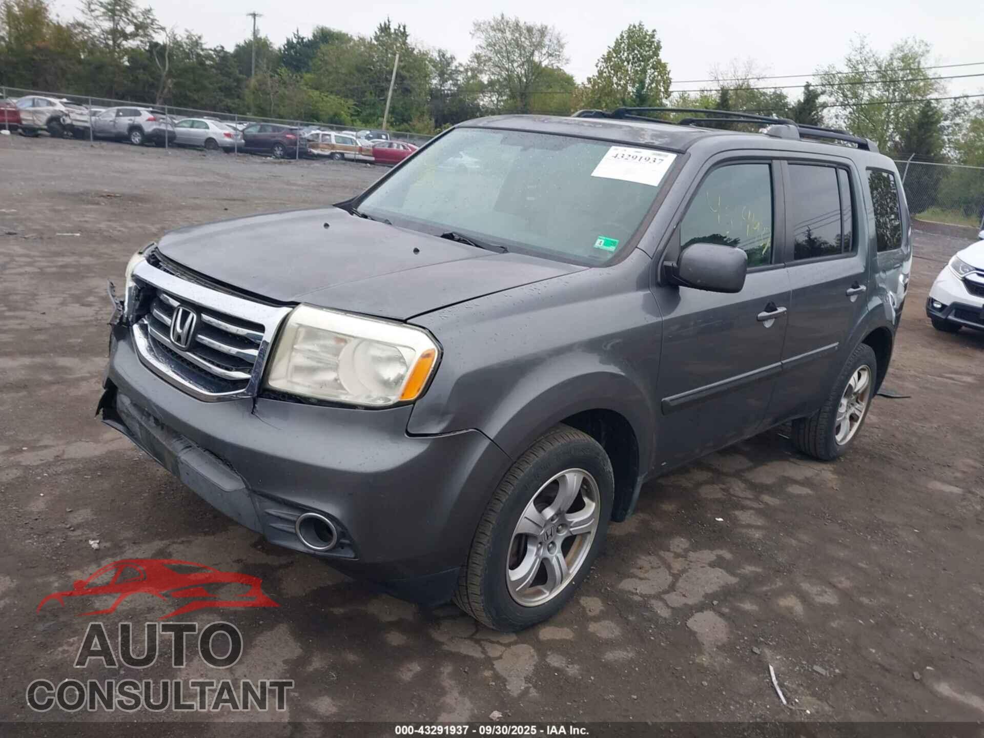 HONDA PILOT 2013 - 5FNYF4H54DB046768