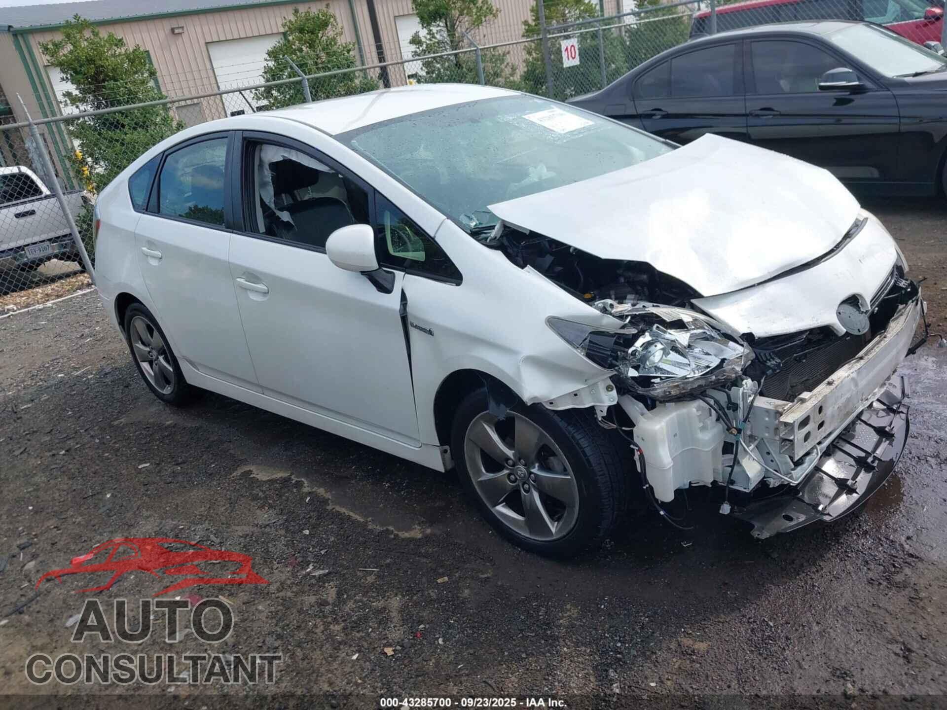 TOYOTA PRIUS 2013 - JTDKN3DU1D1642056