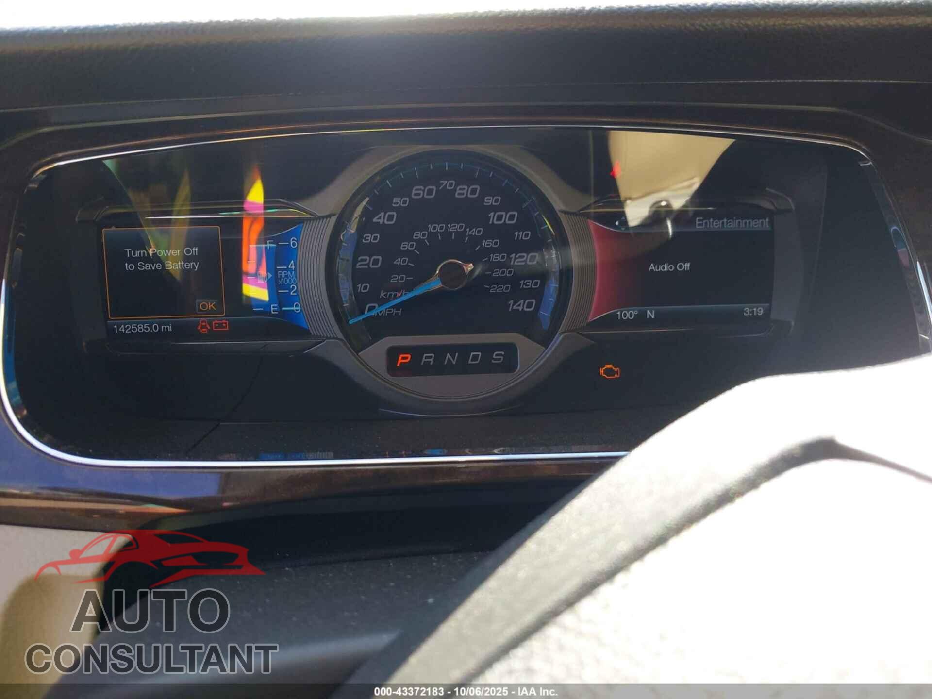 FORD TAURUS 2018 - 1FAHP2F88JG128329